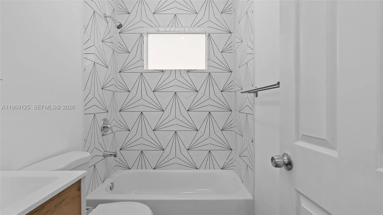 1561 Jefferson Avenue, Miami Beach, Florida 33139, Miami Beach, Florida 33139, ,Residential Income,For Sale,1561 Jefferson Avenue, Miami Beach, Florida 33139,A11969125