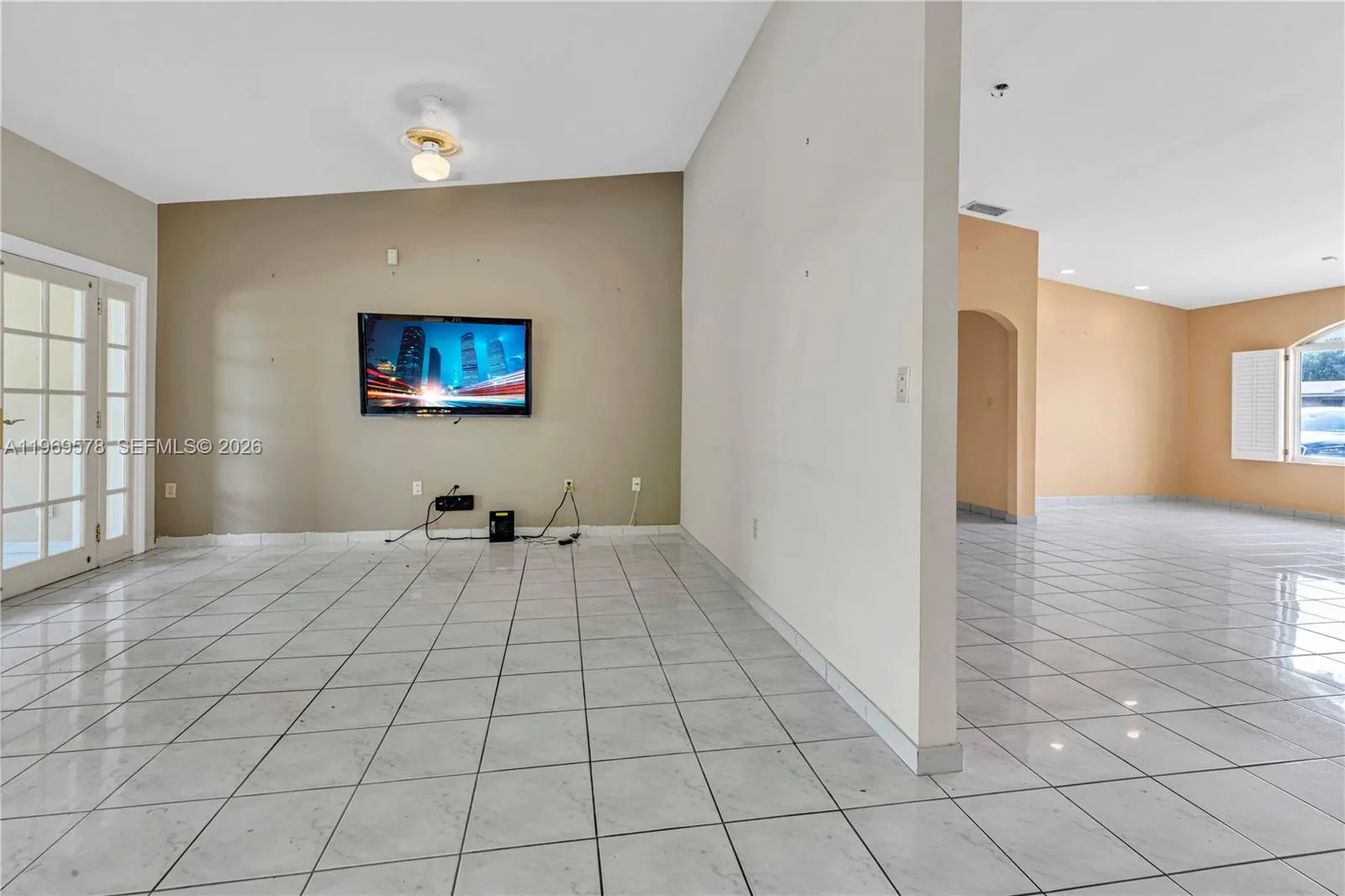 8531 Sw 12th St, Miami, Florida 33144, Miami, Florida 33144, 4 Bedrooms Bedrooms, ,2 BathroomsBathrooms,Residential Lease,For Rent,8531 Sw 12th St, Miami, Florida 33144,A11969578