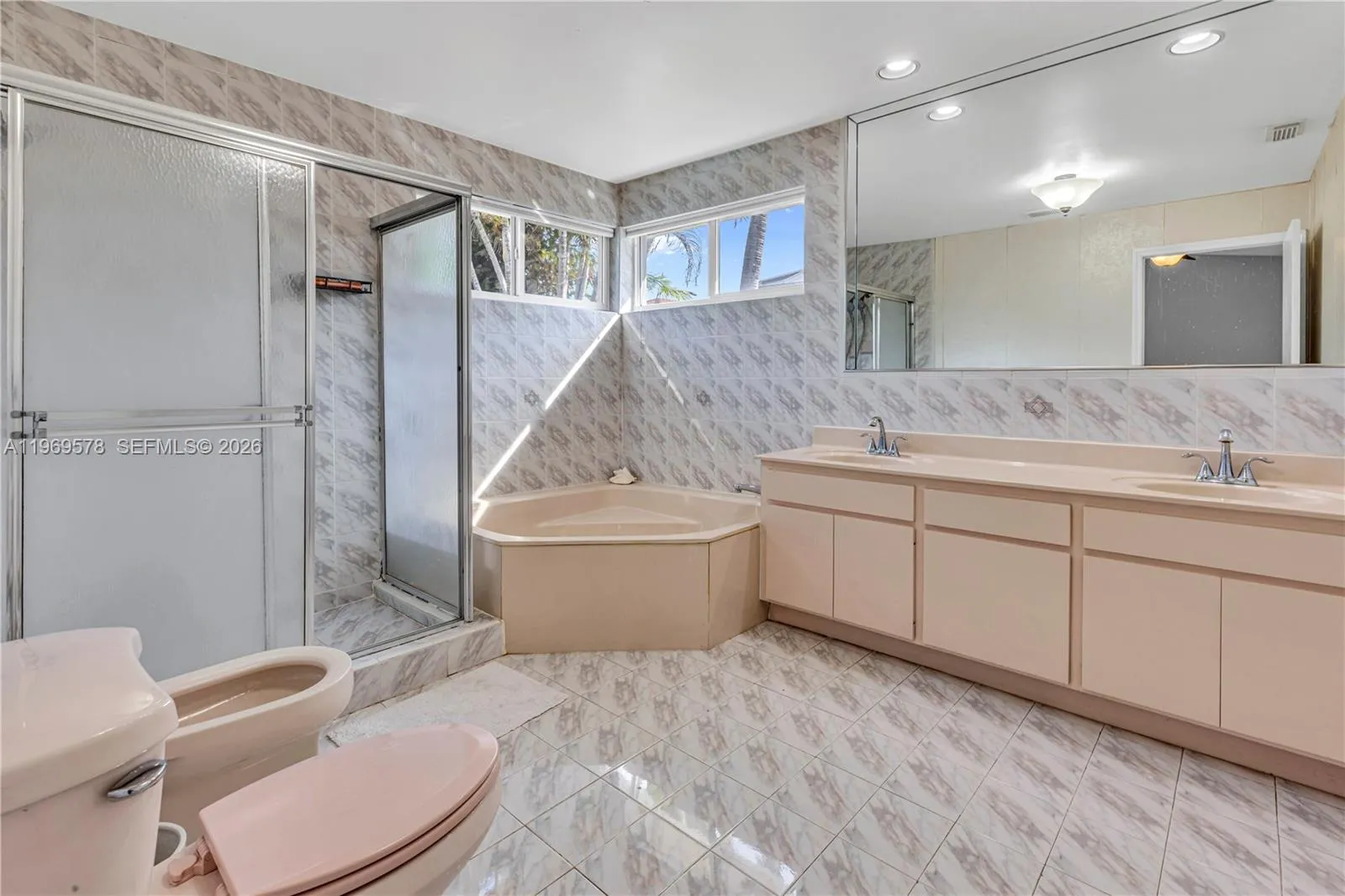 8531 Sw 12th St, Miami, Florida 33144, Miami, Florida 33144, 4 Bedrooms Bedrooms, ,2 BathroomsBathrooms,Residential Lease,For Rent,8531 Sw 12th St, Miami, Florida 33144,A11969578