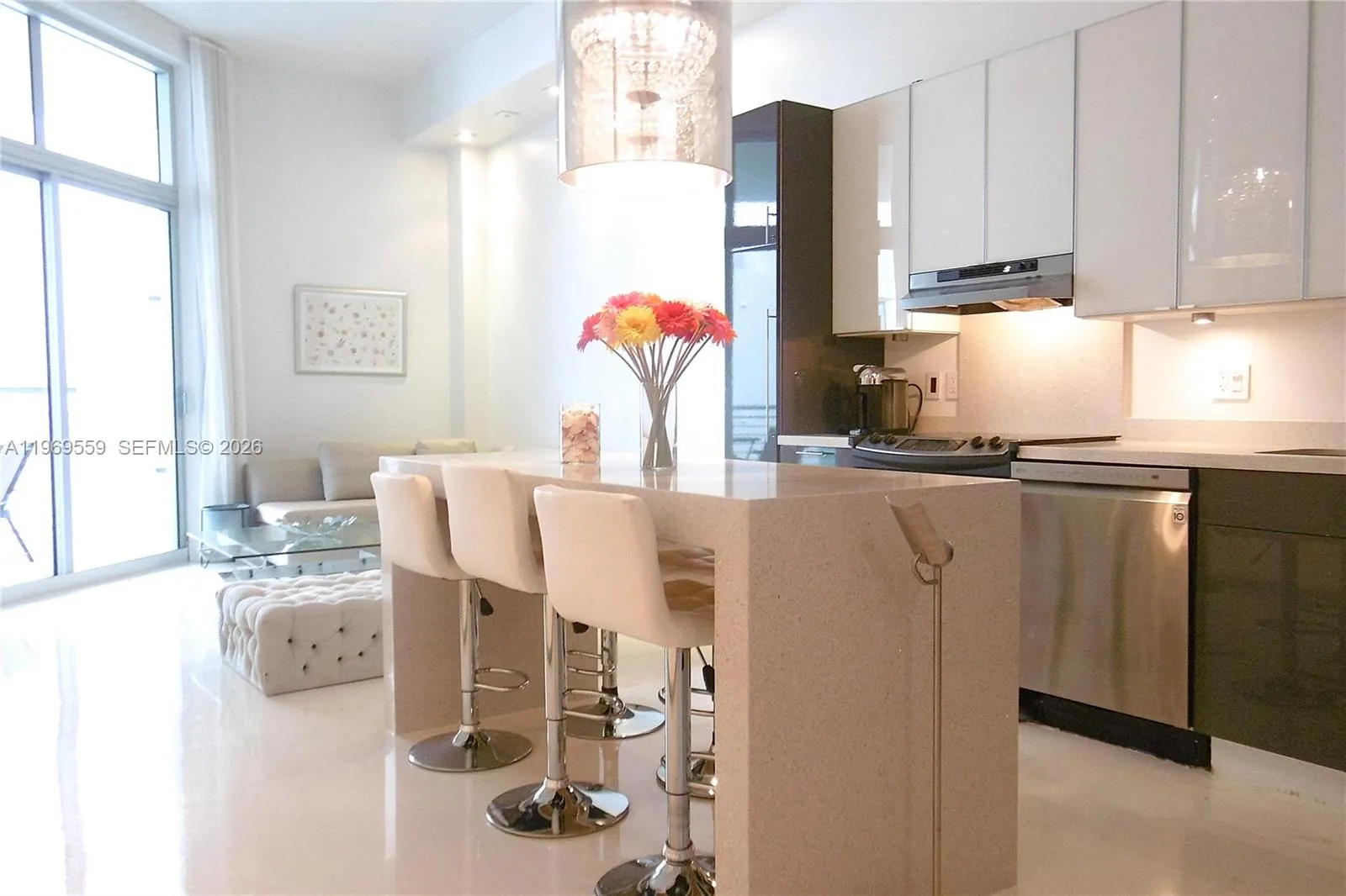 2001 Meridian Ave 525+den, Miami Beach, Florida 33, Miami Beach, Florida 33139, 1 Bedroom Bedrooms, ,1 BathroomBathrooms,Residential Lease,For Rent,2001 Meridian Ave 525+den, Miami Beach, Florida 33,A11969559