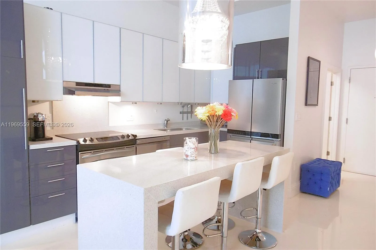 2001 Meridian Ave 525+den, Miami Beach, Florida 33, Miami Beach, Florida 33139, 1 Bedroom Bedrooms, ,1 BathroomBathrooms,Residential Lease,For Rent,2001 Meridian Ave 525+den, Miami Beach, Florida 33,A11969559