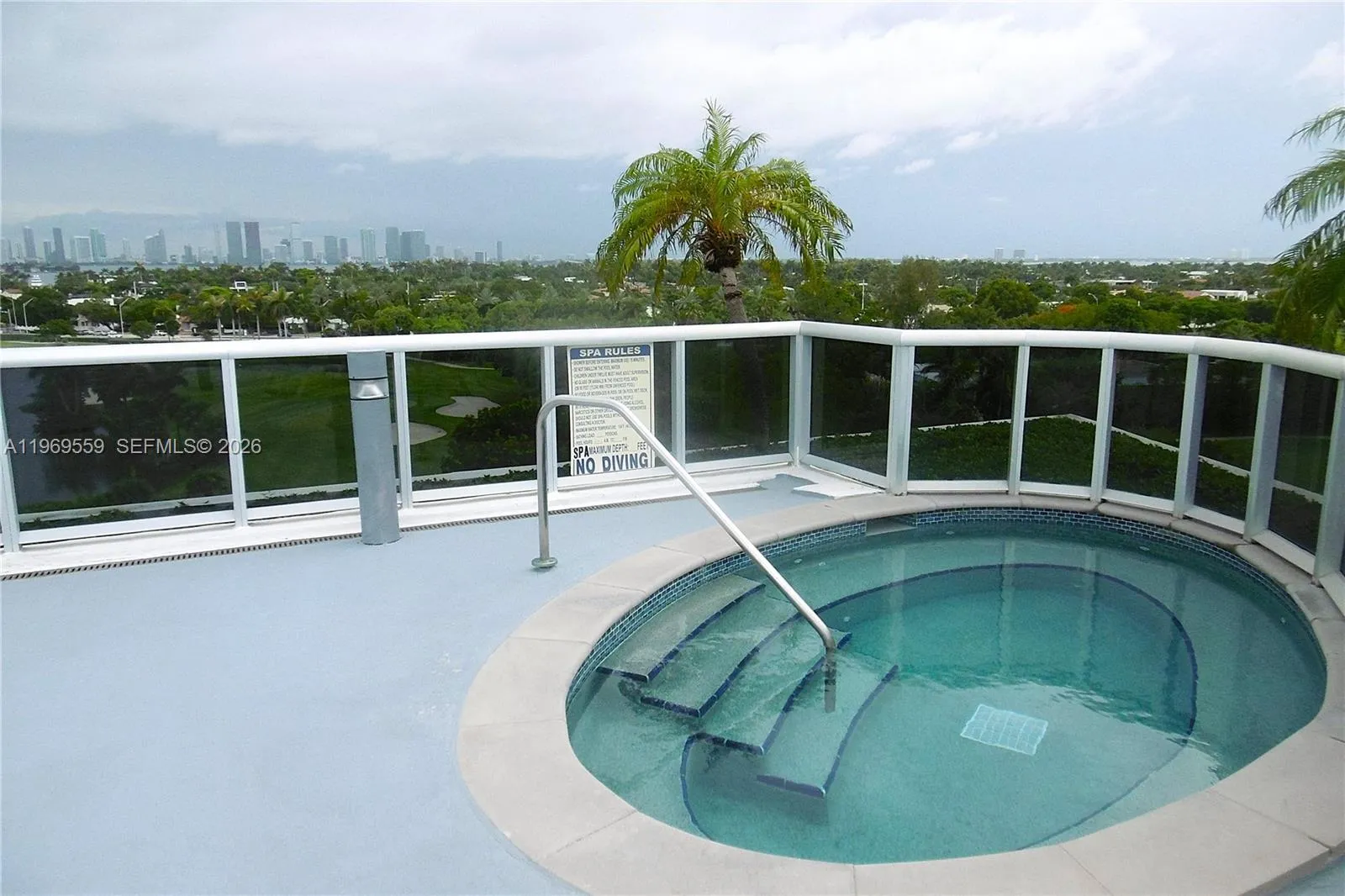 2001 Meridian Ave 525+den, Miami Beach, Florida 33, Miami Beach, Florida 33139, 1 Bedroom Bedrooms, ,1 BathroomBathrooms,Residential Lease,For Rent,2001 Meridian Ave 525+den, Miami Beach, Florida 33,A11969559