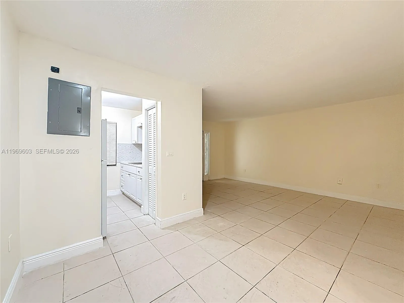 2335 Ne 172 Nd 3, North Miami Beach, Florida 33160, North Miami Beach, Florida 33160, 1 Bedroom Bedrooms, ,1 BathroomBathrooms,Residential Lease,For Rent,2335 Ne 172 Nd 3, North Miami Beach, Florida 33160,A11969603