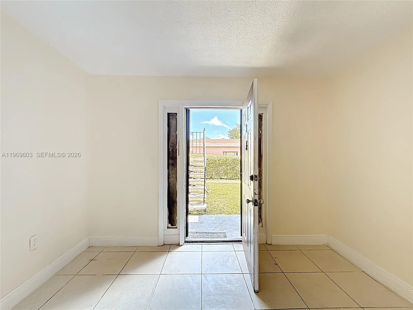 2335 Ne 172 Nd 3, North Miami Beach, Florida 33160, North Miami Beach, Florida 33160, 1 Bedroom Bedrooms, ,1 BathroomBathrooms,Residential Lease,For Rent,2335 Ne 172 Nd 3, North Miami Beach, Florida 33160,A11969603
