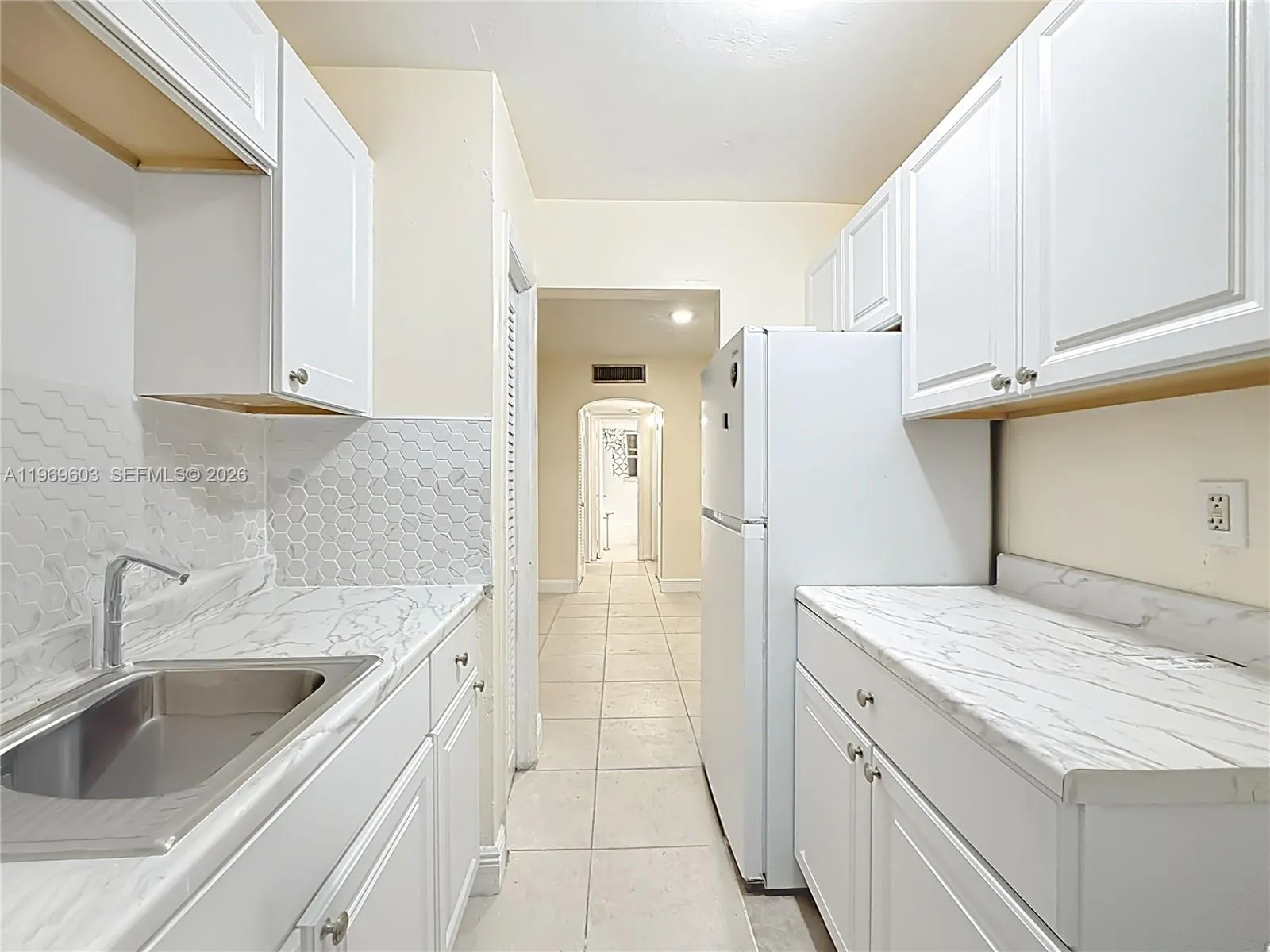 2335 Ne 172 Nd 3, North Miami Beach, Florida 33160, North Miami Beach, Florida 33160, 1 Bedroom Bedrooms, ,1 BathroomBathrooms,Residential Lease,For Rent,2335 Ne 172 Nd 3, North Miami Beach, Florida 33160,A11969603