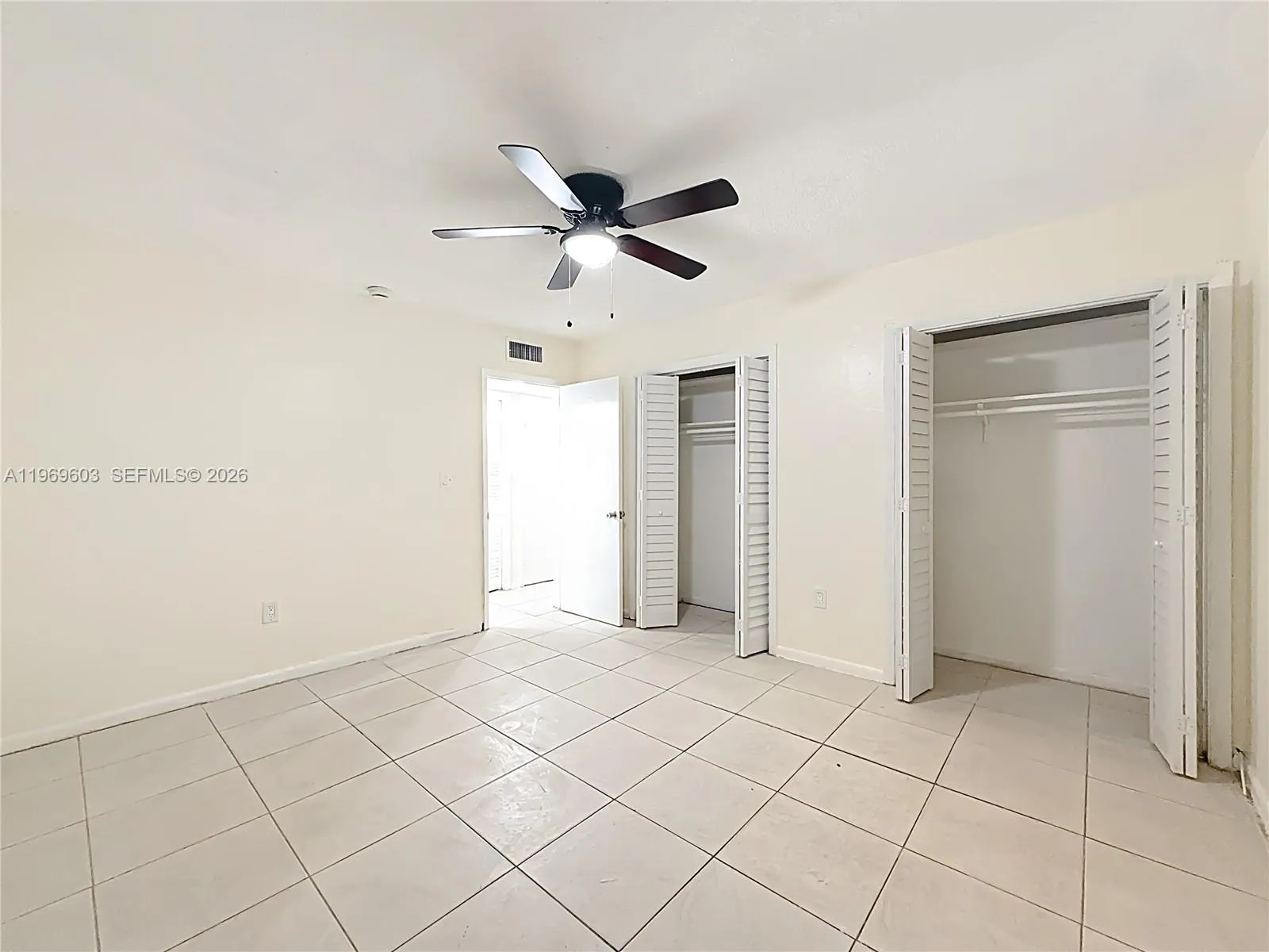 2335 Ne 172 Nd 3, North Miami Beach, Florida 33160, North Miami Beach, Florida 33160, 1 Bedroom Bedrooms, ,1 BathroomBathrooms,Residential Lease,For Rent,2335 Ne 172 Nd 3, North Miami Beach, Florida 33160,A11969603