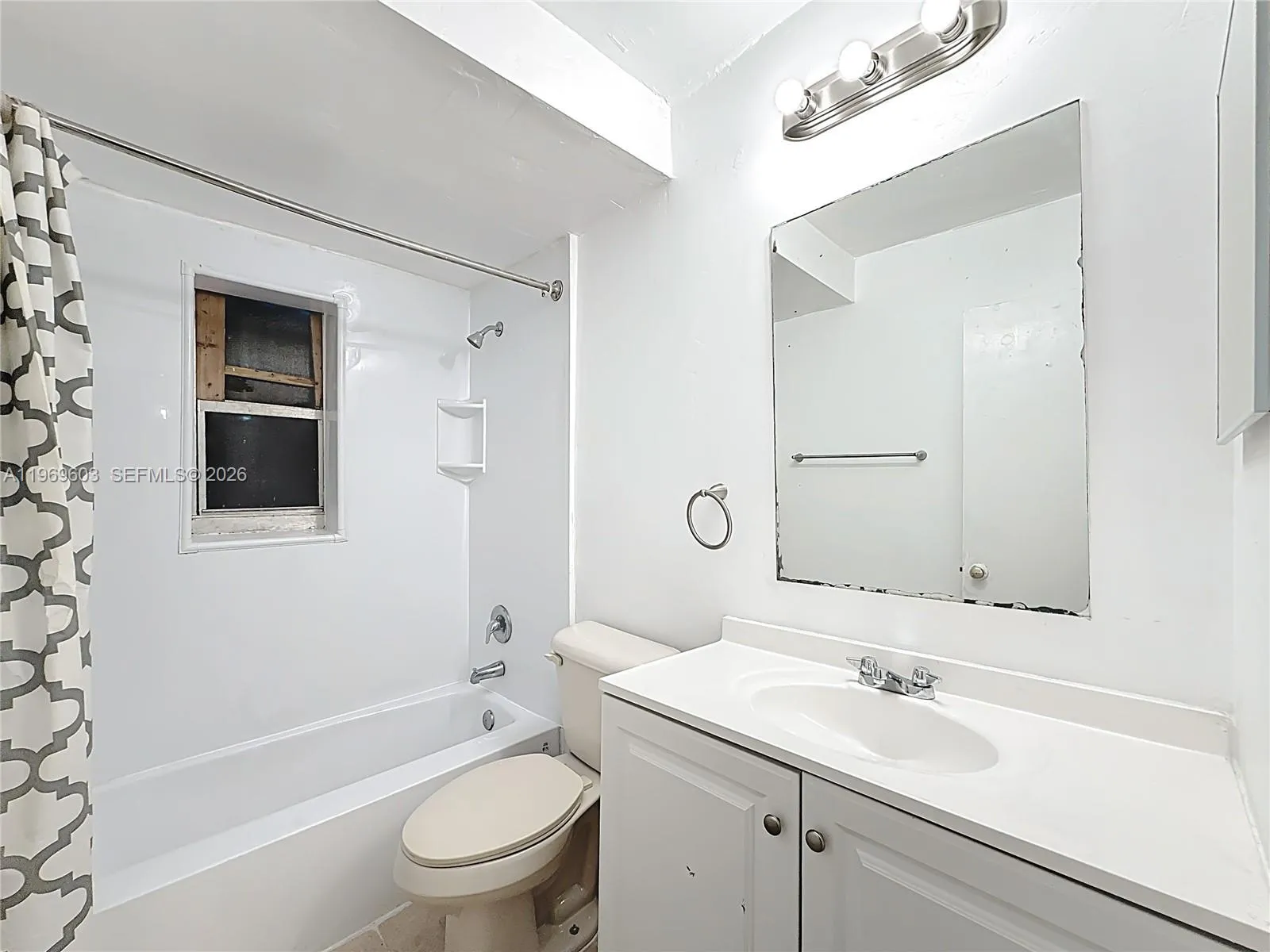 2335 Ne 172 Nd 3, North Miami Beach, Florida 33160, North Miami Beach, Florida 33160, 1 Bedroom Bedrooms, ,1 BathroomBathrooms,Residential Lease,For Rent,2335 Ne 172 Nd 3, North Miami Beach, Florida 33160,A11969603
