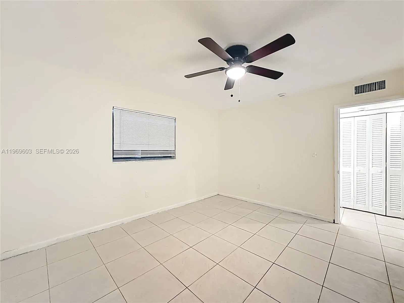 2335 Ne 172 Nd 3, North Miami Beach, Florida 33160, North Miami Beach, Florida 33160, 1 Bedroom Bedrooms, ,1 BathroomBathrooms,Residential Lease,For Rent,2335 Ne 172 Nd 3, North Miami Beach, Florida 33160,A11969603