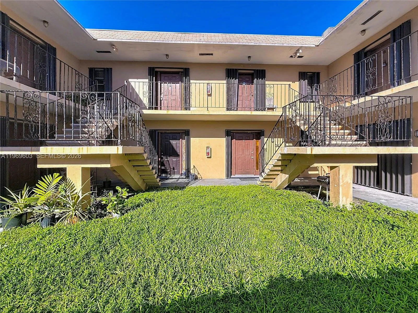 2335 Ne 172 Nd 3, North Miami Beach, Florida 33160, North Miami Beach, Florida 33160, 1 Bedroom Bedrooms, ,1 BathroomBathrooms,Residential Lease,For Rent,2335 Ne 172 Nd 3, North Miami Beach, Florida 33160,A11969603