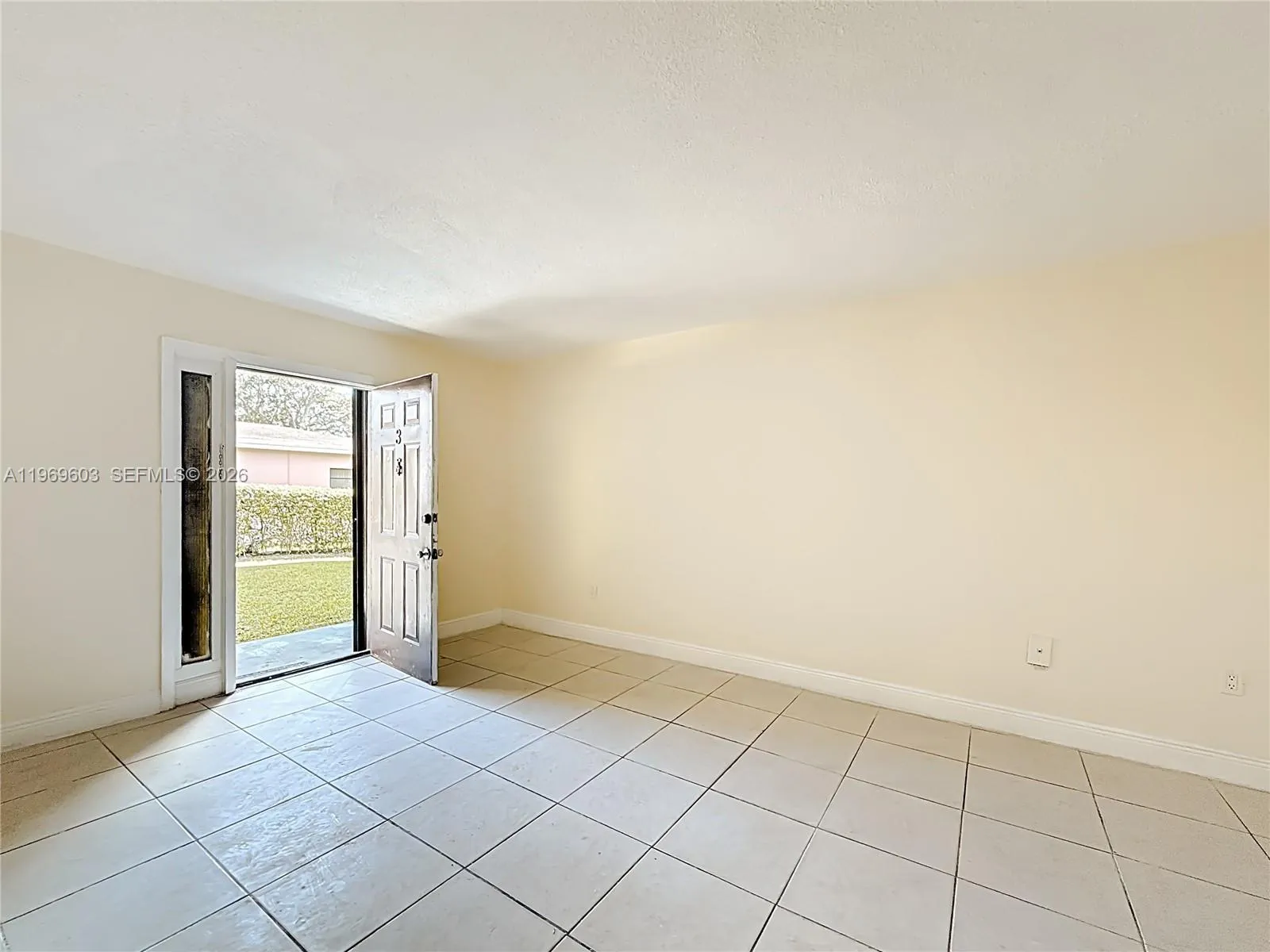 2335 Ne 172 Nd 3, North Miami Beach, Florida 33160, North Miami Beach, Florida 33160, 1 Bedroom Bedrooms, ,1 BathroomBathrooms,Residential Lease,For Rent,2335 Ne 172 Nd 3, North Miami Beach, Florida 33160,A11969603