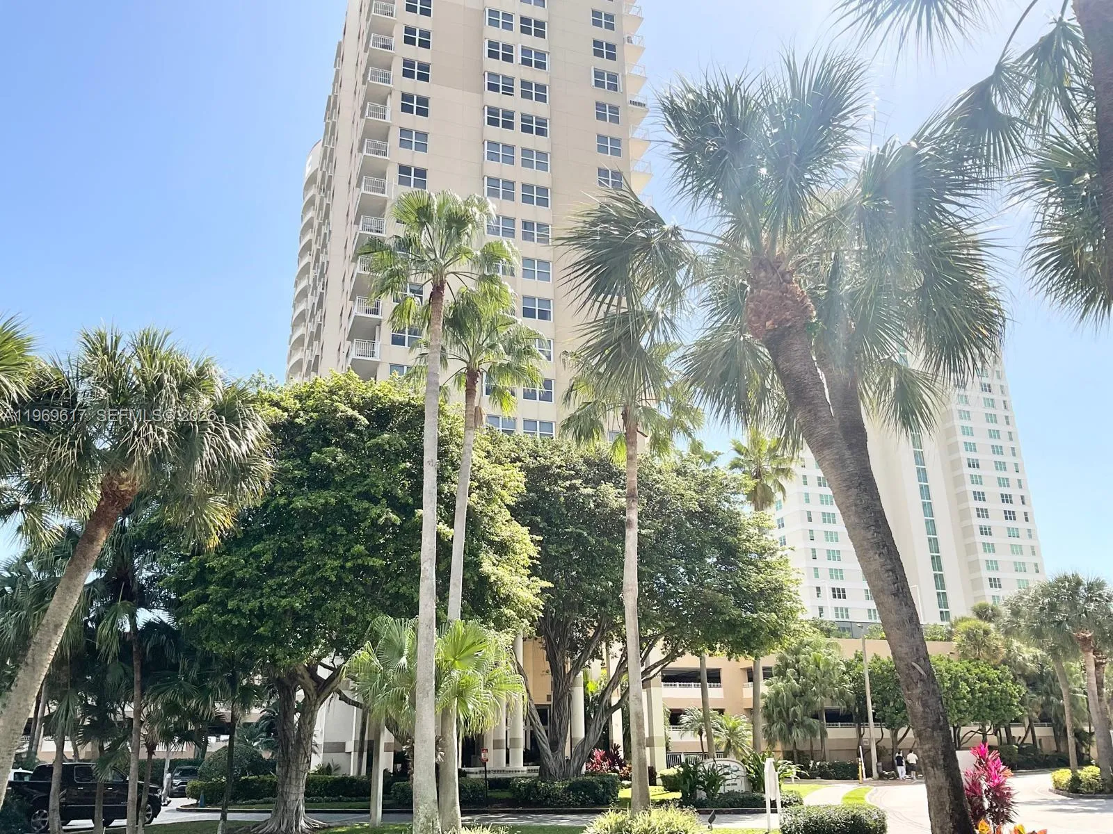 770 Claughton Island Dr 704, Miami, Florida 33131, Miami, Florida 33131, 2 Bedrooms Bedrooms, ,2 BathroomsBathrooms,Residential,For Sale,770 Claughton Island Dr 704, Miami, Florida 33131,A11969617 770 Claughton Island Dr 704, Miami, Florida 33131, Miami, Florida 33131, 2 Bedrooms Bedrooms, ,2 BathroomsBathrooms,Residential,For Sale,770 Claughton Island Dr 704, Miami, Florida 33131,A11969617