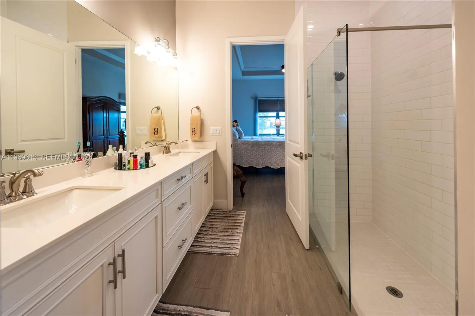 Dual Sinks, Walk In Shower, Linen Closet
