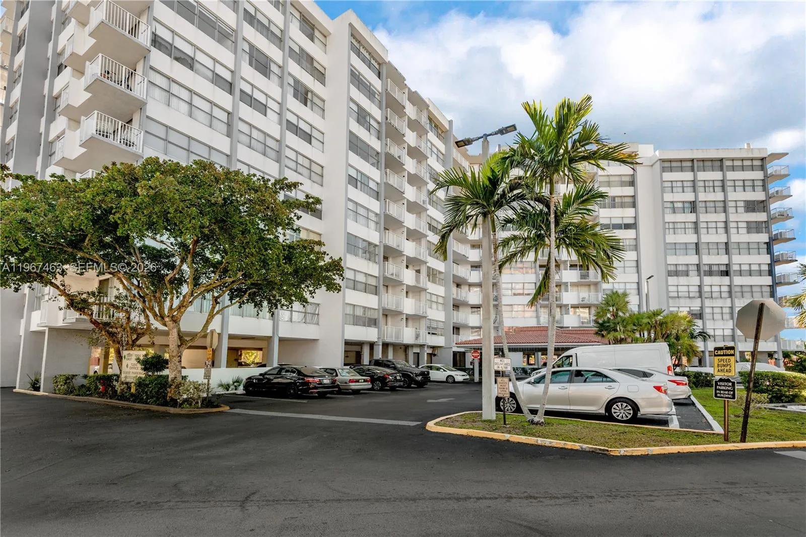 1200 Ne Miami Gardens Dr 905w, Miami, Florida 3317, Miami, Florida 33179, 1 Bedroom Bedrooms, ,1 BathroomBathrooms,Residential,For Sale,1200 Ne Miami Gardens Dr 905w, Miami, Florida 3317,A11967463