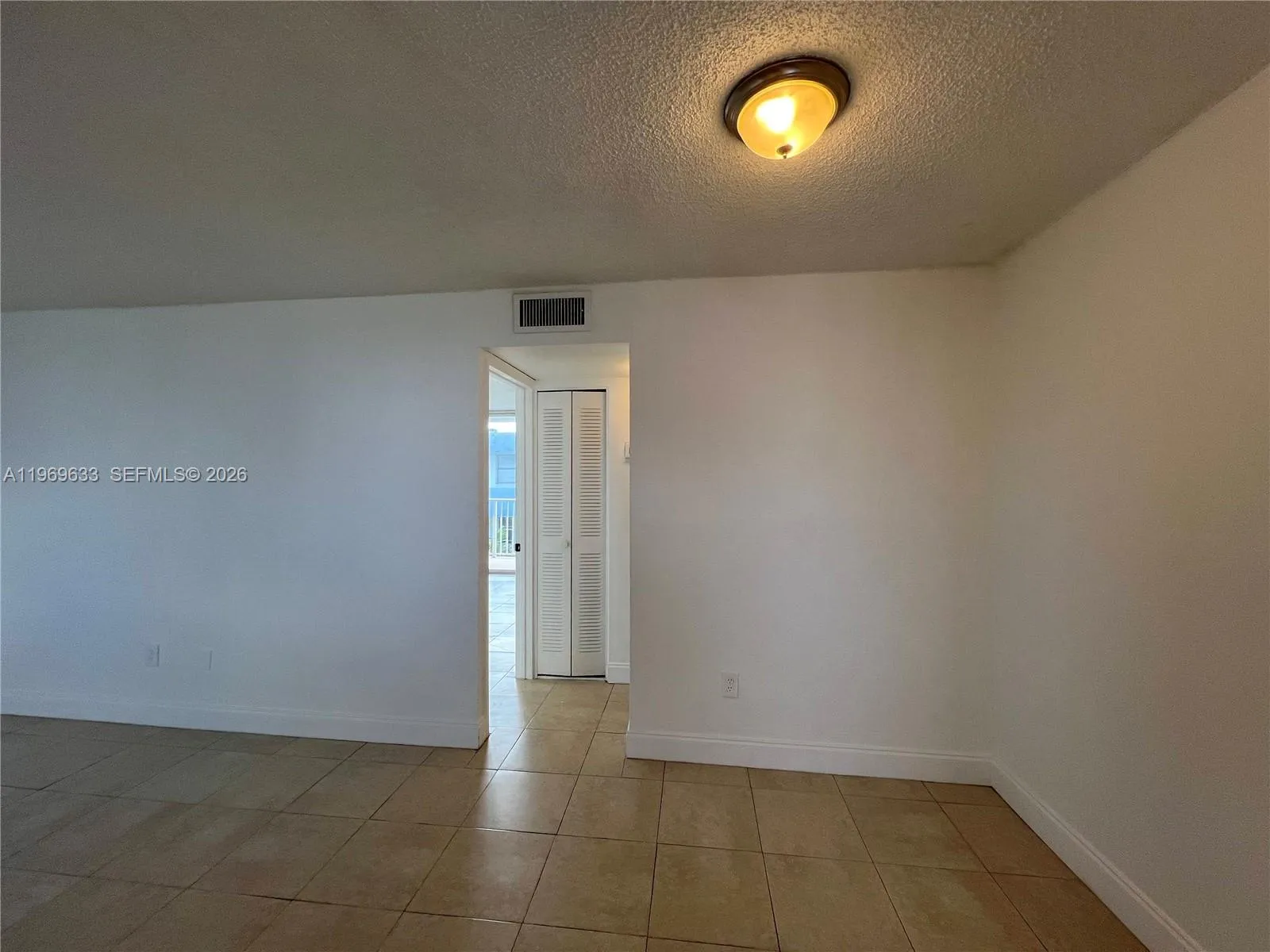 1801 S Treasure Dr 504, North Bay Village, Florida, North Bay Village, Florida 33141, 1 Bedroom Bedrooms, ,1 BathroomBathrooms,Residential Lease,For Rent,1801 S Treasure Dr 504, North Bay Village, Florida,A11969633