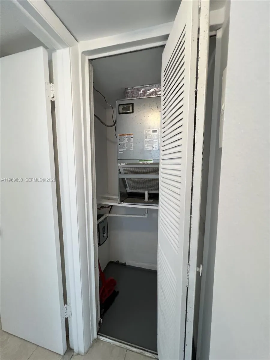 1801 S Treasure Dr 504, North Bay Village, Florida, North Bay Village, Florida 33141, 1 Bedroom Bedrooms, ,1 BathroomBathrooms,Residential Lease,For Rent,1801 S Treasure Dr 504, North Bay Village, Florida,A11969633