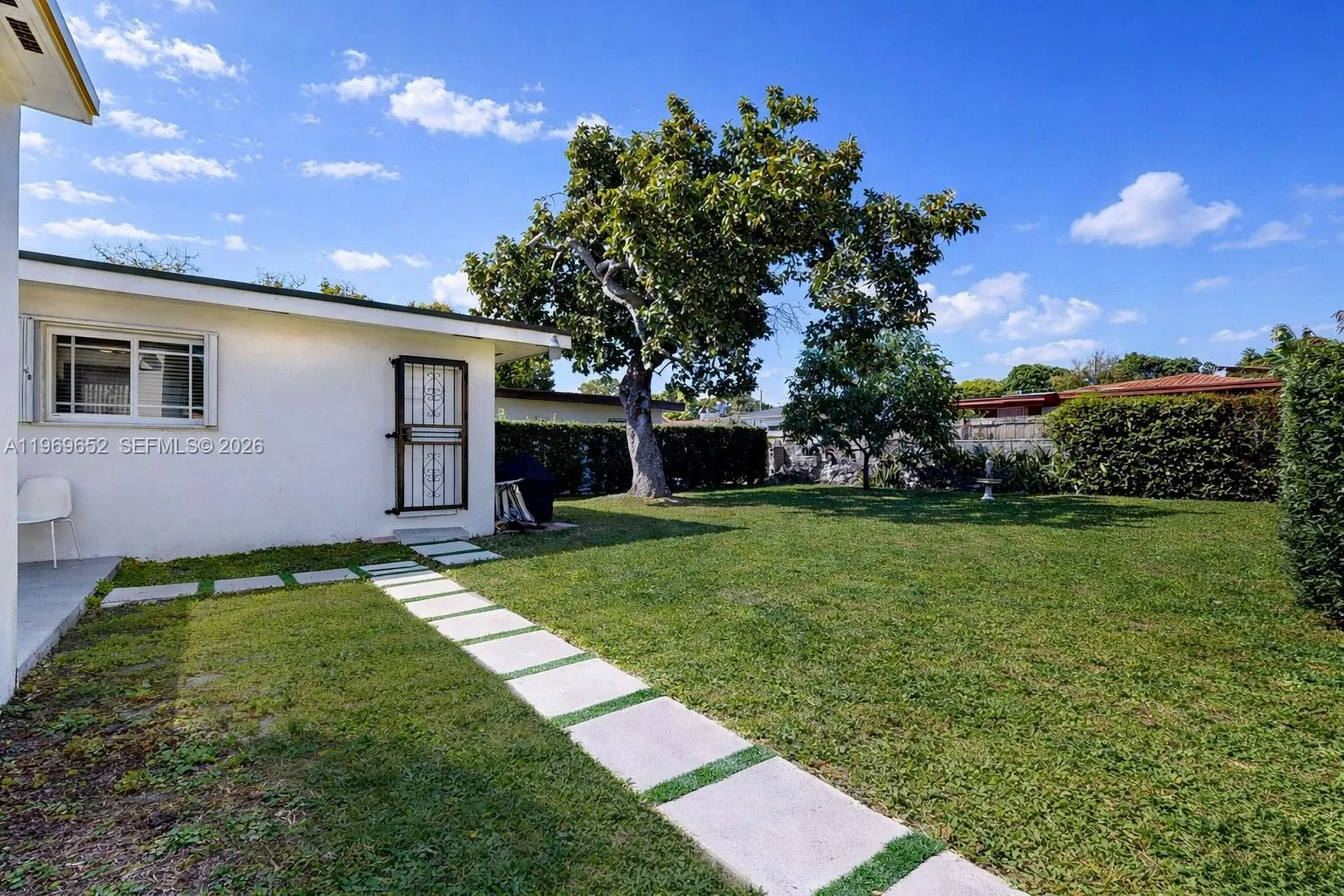 1611 Sw 21st St, Miami, Florida 33145, Miami, Florida 33145, 5 Bedrooms Bedrooms, ,3 BathroomsBathrooms,Residential,For Sale,1611 Sw 21st St, Miami, Florida 33145,A11969652