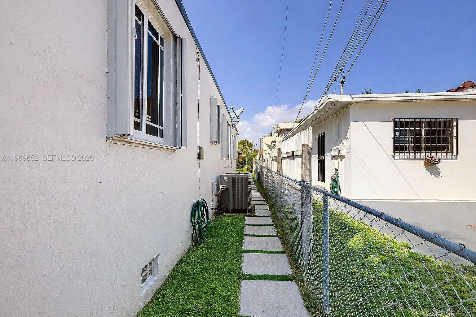 1611 Sw 21st St, Miami, Florida 33145, Miami, Florida 33145, 5 Bedrooms Bedrooms, ,3 BathroomsBathrooms,Residential,For Sale,1611 Sw 21st St, Miami, Florida 33145,A11969652