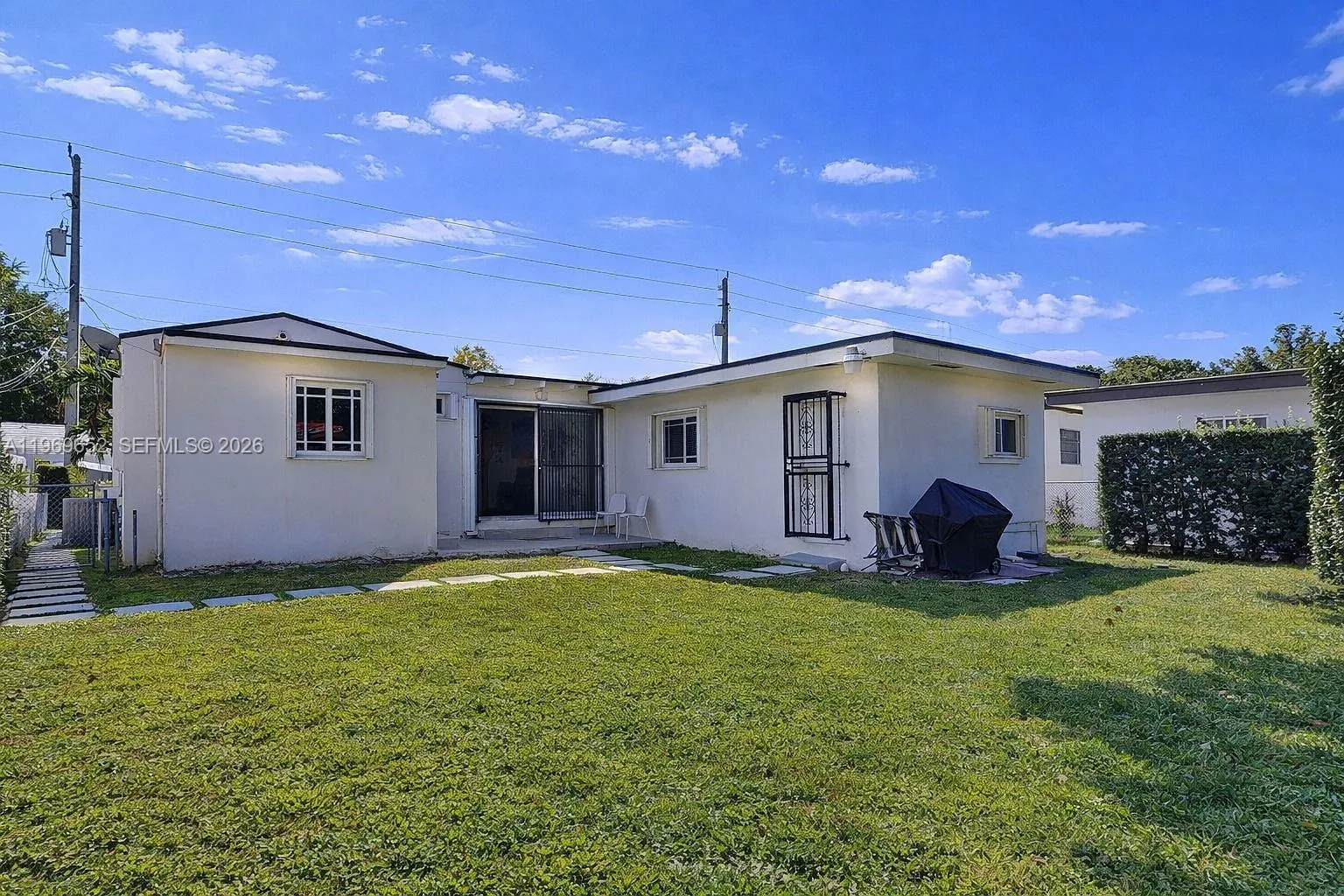 1611 Sw 21st St, Miami, Florida 33145, Miami, Florida 33145, 5 Bedrooms Bedrooms, ,3 BathroomsBathrooms,Residential,For Sale,1611 Sw 21st St, Miami, Florida 33145,A11969652