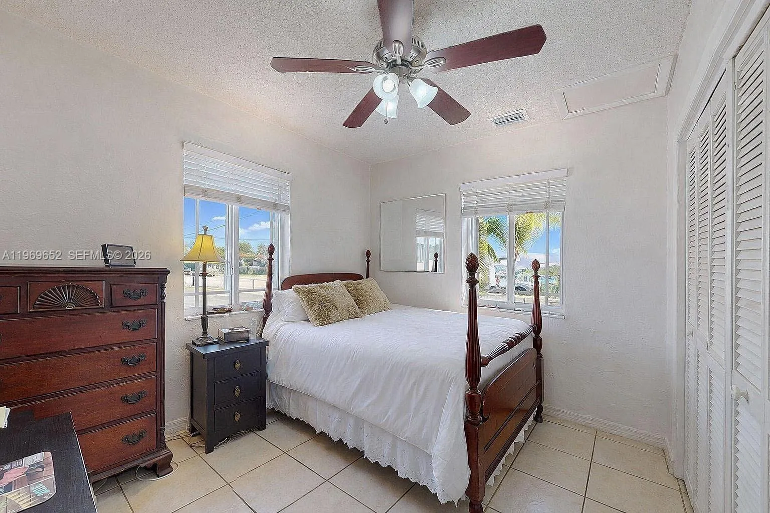 1611 Sw 21st St, Miami, Florida 33145, Miami, Florida 33145, 5 Bedrooms Bedrooms, ,3 BathroomsBathrooms,Residential,For Sale,1611 Sw 21st St, Miami, Florida 33145,A11969652