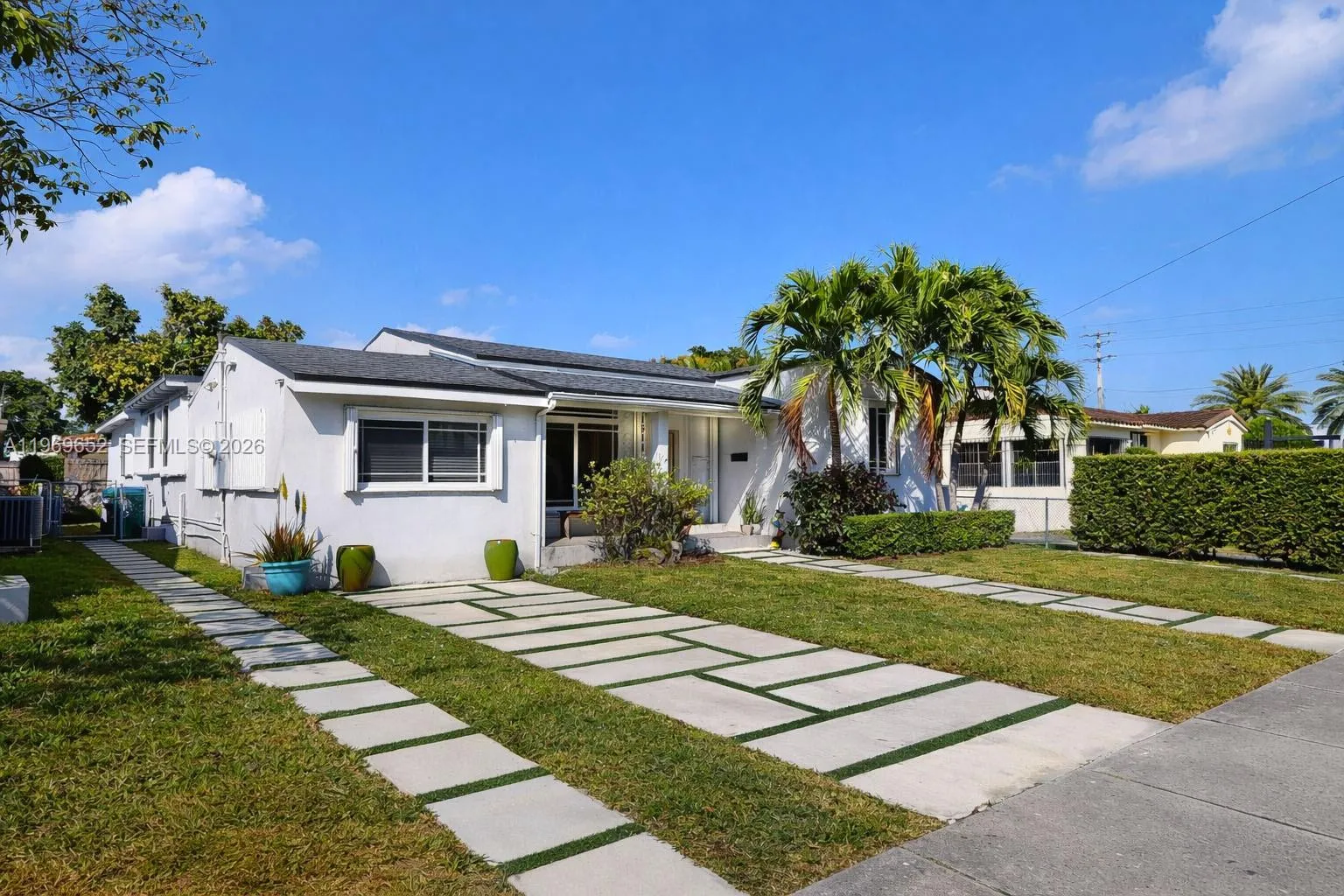 1611 Sw 21st St, Miami, Florida 33145, Miami, Florida 33145, 5 Bedrooms Bedrooms, ,3 BathroomsBathrooms,Residential,For Sale,1611 Sw 21st St, Miami, Florida 33145,A11969652