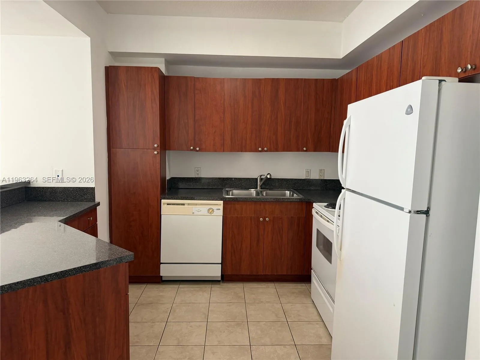 115 Sw 11th St 805, Miami, Florida 33130, Miami, Florida 33130, 1 Bedroom Bedrooms, ,1 BathroomBathrooms,Residential Lease,For Rent,115 Sw 11th St 805, Miami, Florida 33130,A11963264