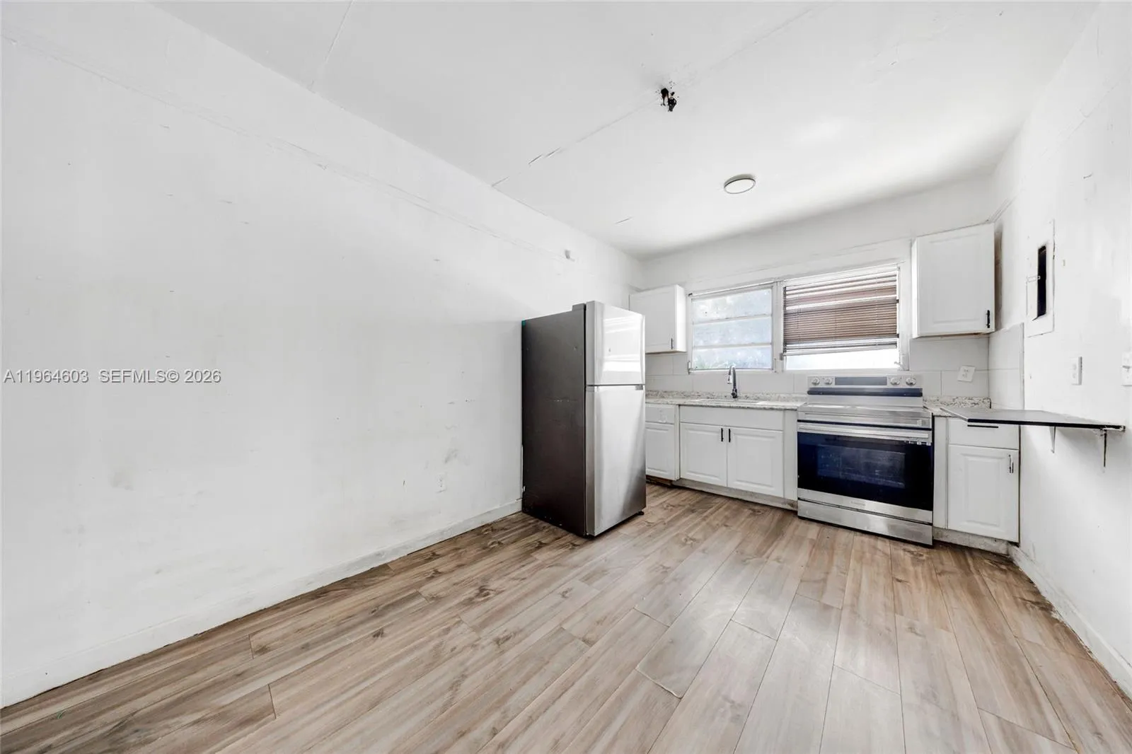 1342 Nw 1st St, Miami, Florida 33125, Miami, Florida 33125, ,Residential Income,For Sale,1342 Nw 1st St, Miami, Florida 33125,A11964603