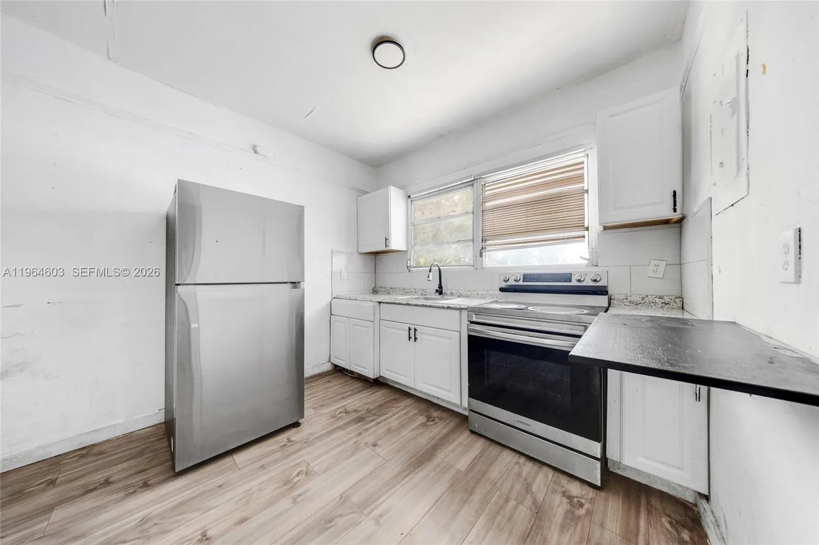 1342 Nw 1st St, Miami, Florida 33125, Miami, Florida 33125, ,Residential Income,For Sale,1342 Nw 1st St, Miami, Florida 33125,A11964603