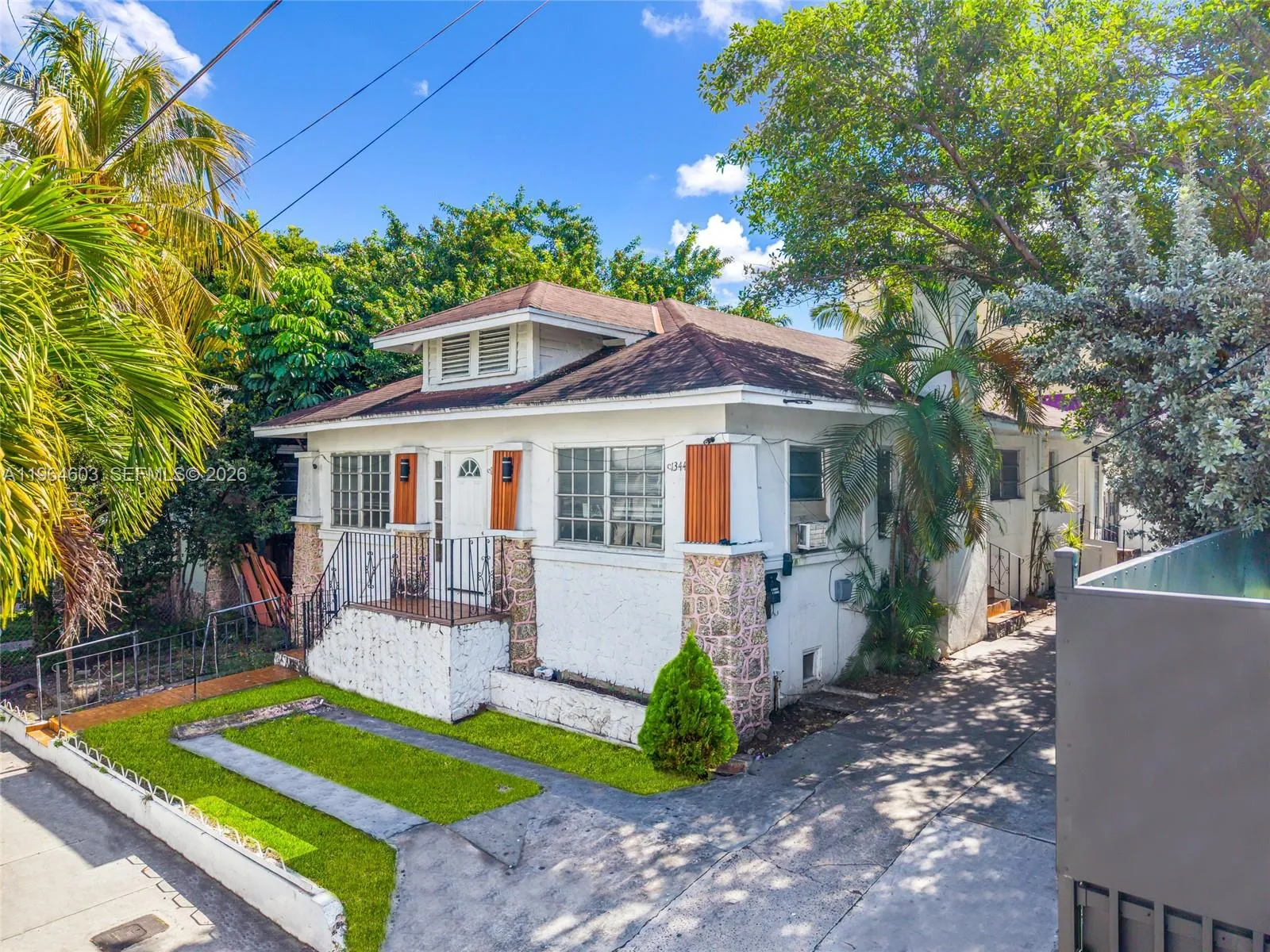 1342 Nw 1st St, Miami, Florida 33125, Miami, Florida 33125, ,Residential Income,For Sale,1342 Nw 1st St, Miami, Florida 33125,A11964603