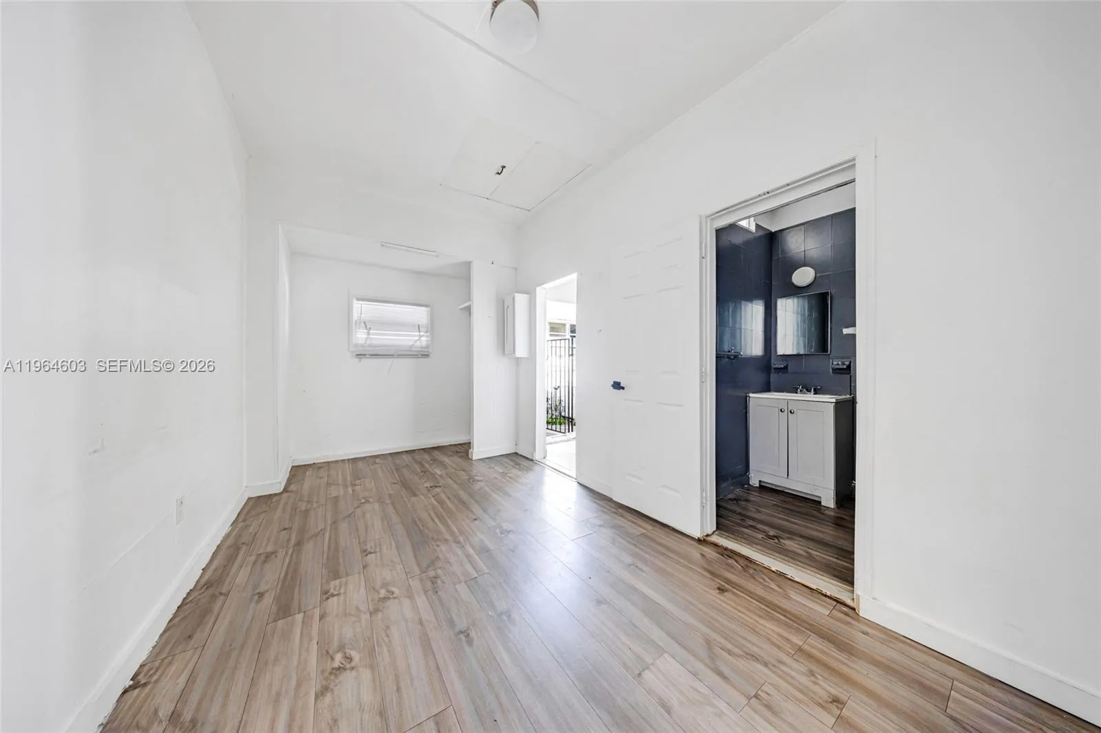 1342 Nw 1st St, Miami, Florida 33125, Miami, Florida 33125, ,Residential Income,For Sale,1342 Nw 1st St, Miami, Florida 33125,A11964603