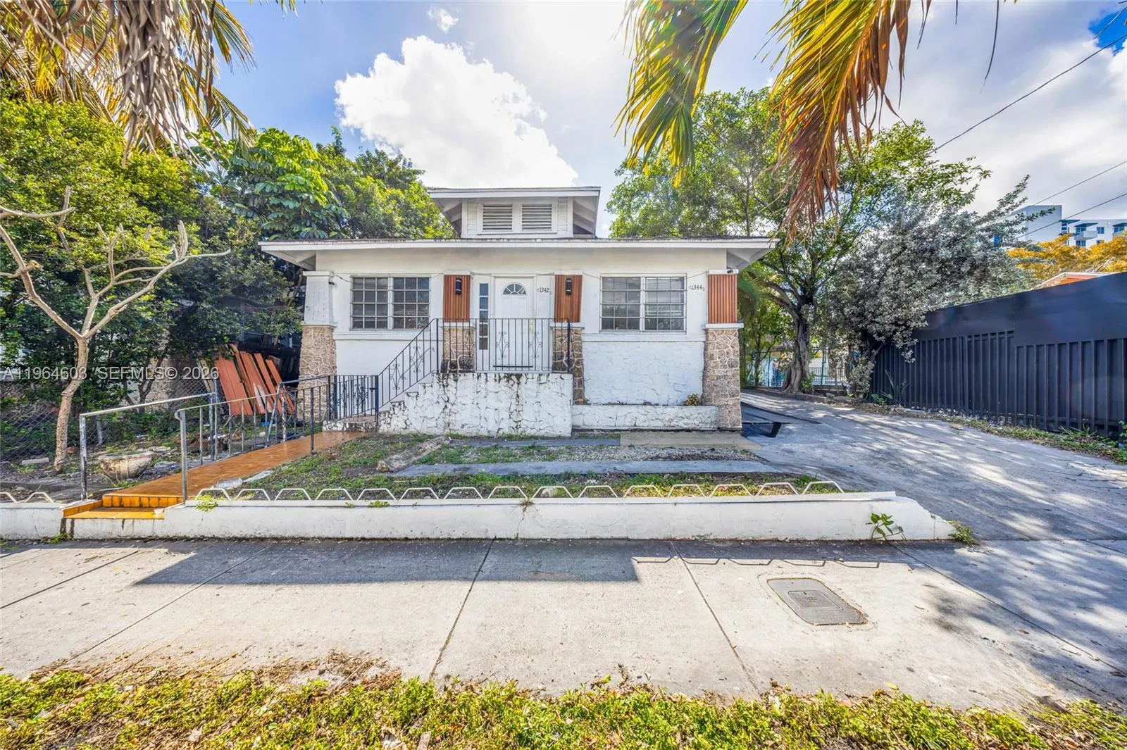 1342 Nw 1st St, Miami, Florida 33125, Miami, Florida 33125, ,Residential Income,For Sale,1342 Nw 1st St, Miami, Florida 33125,A11964603