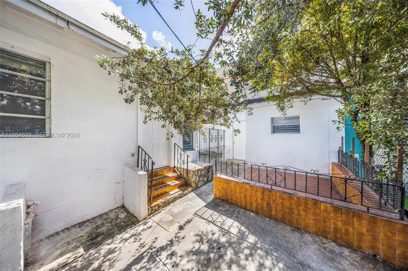 1342 Nw 1st St, Miami, Florida 33125, Miami, Florida 33125, ,Residential Income,For Sale,1342 Nw 1st St, Miami, Florida 33125,A11964603