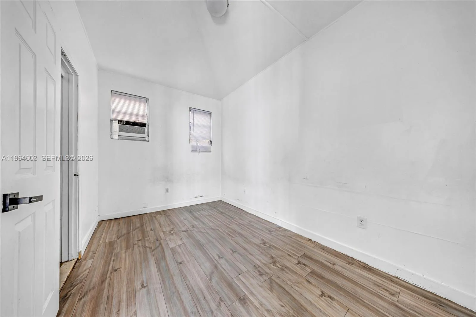 1342 Nw 1st St, Miami, Florida 33125, Miami, Florida 33125, ,Residential Income,For Sale,1342 Nw 1st St, Miami, Florida 33125,A11964603