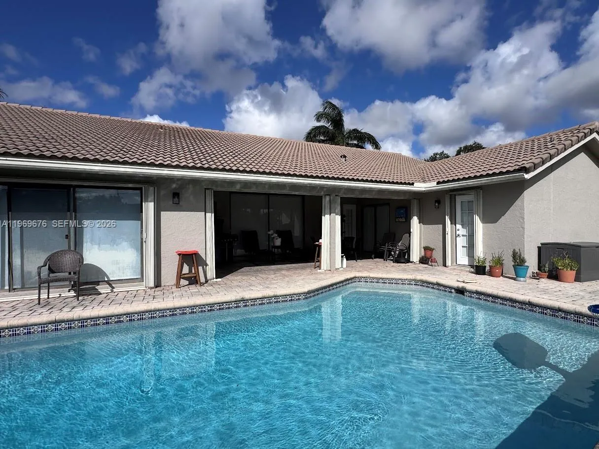 Plantation, Florida 33322, 4 Bedrooms Bedrooms, ,2 BathroomsBathrooms,Residential Lease,For Rent,A11969676