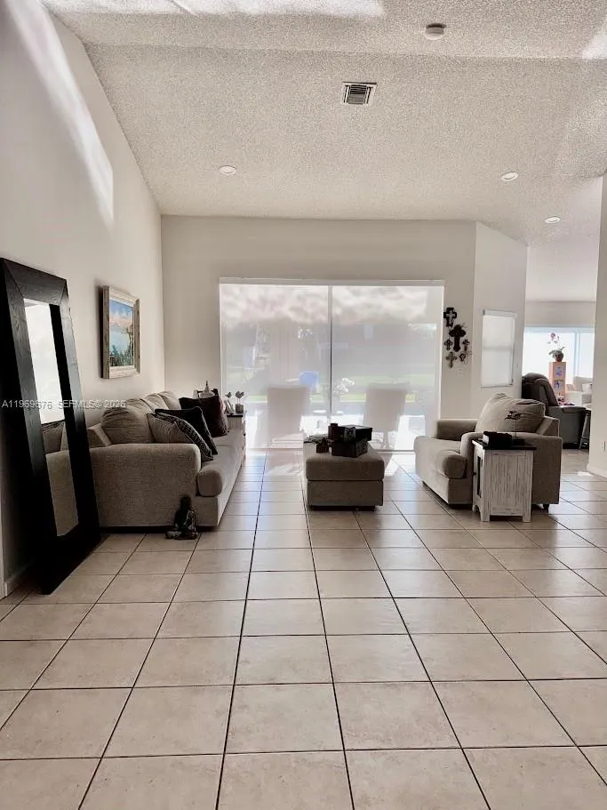 Plantation, Florida 33322, 4 Bedrooms Bedrooms, ,2 BathroomsBathrooms,Residential Lease,For Rent,A11969676