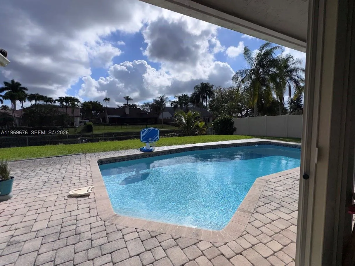 Plantation, Florida 33322, 4 Bedrooms Bedrooms, ,2 BathroomsBathrooms,Residential Lease,For Rent,A11969676