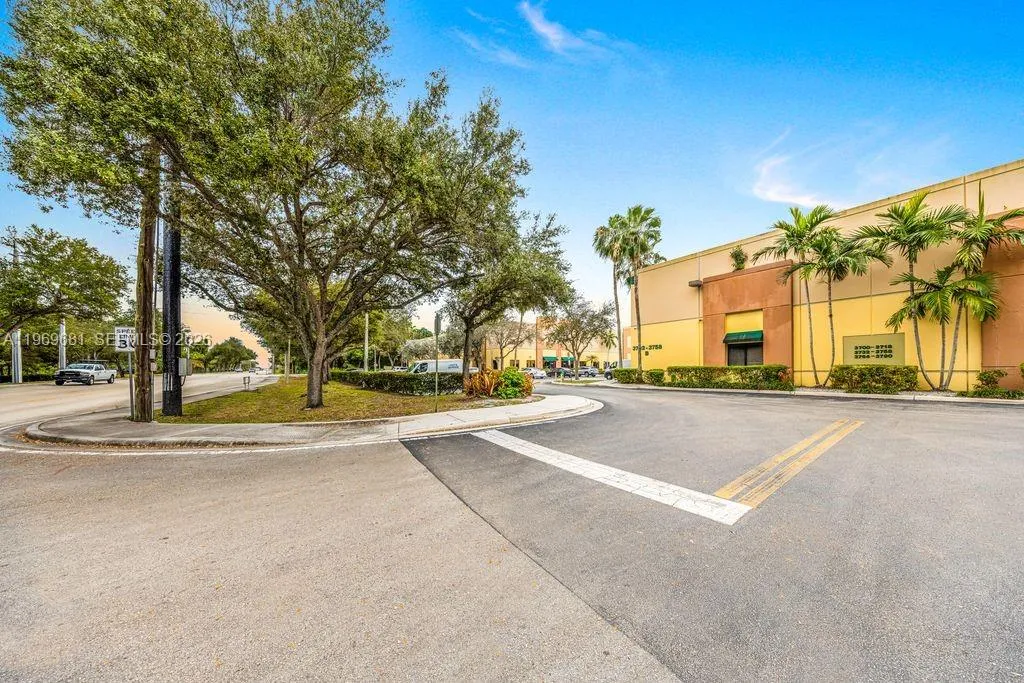 3718 Sw 30th Ave, Hollywood, Florida 33312, Hollywood, Florida 33312, ,Commercial Sale,For Sale,3718 Sw 30th Ave, Hollywood, Florida 33312,A11969681