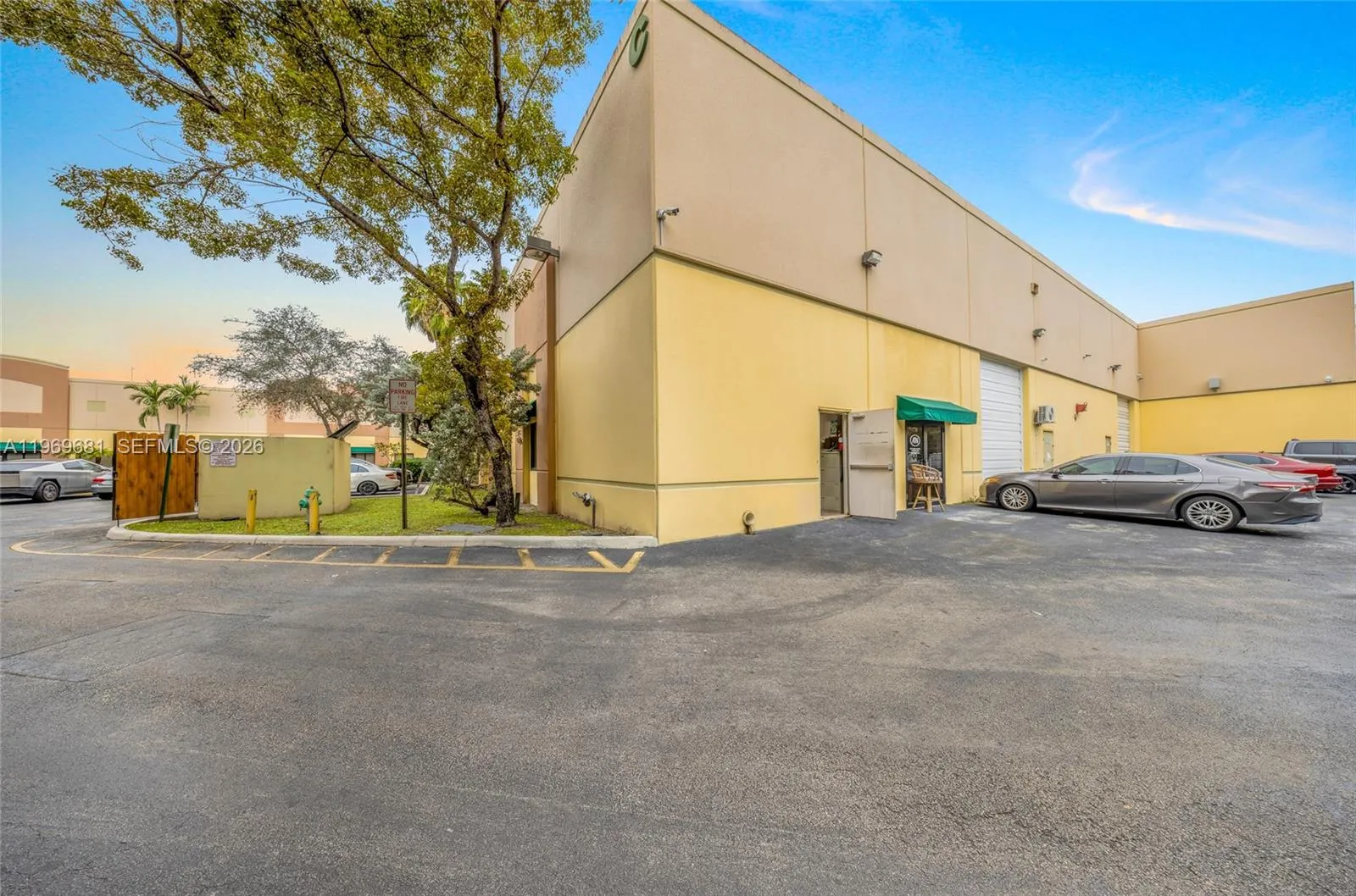 3718 Sw 30th Ave, Hollywood, Florida 33312, Hollywood, Florida 33312, ,Commercial Sale,For Sale,3718 Sw 30th Ave, Hollywood, Florida 33312,A11969681