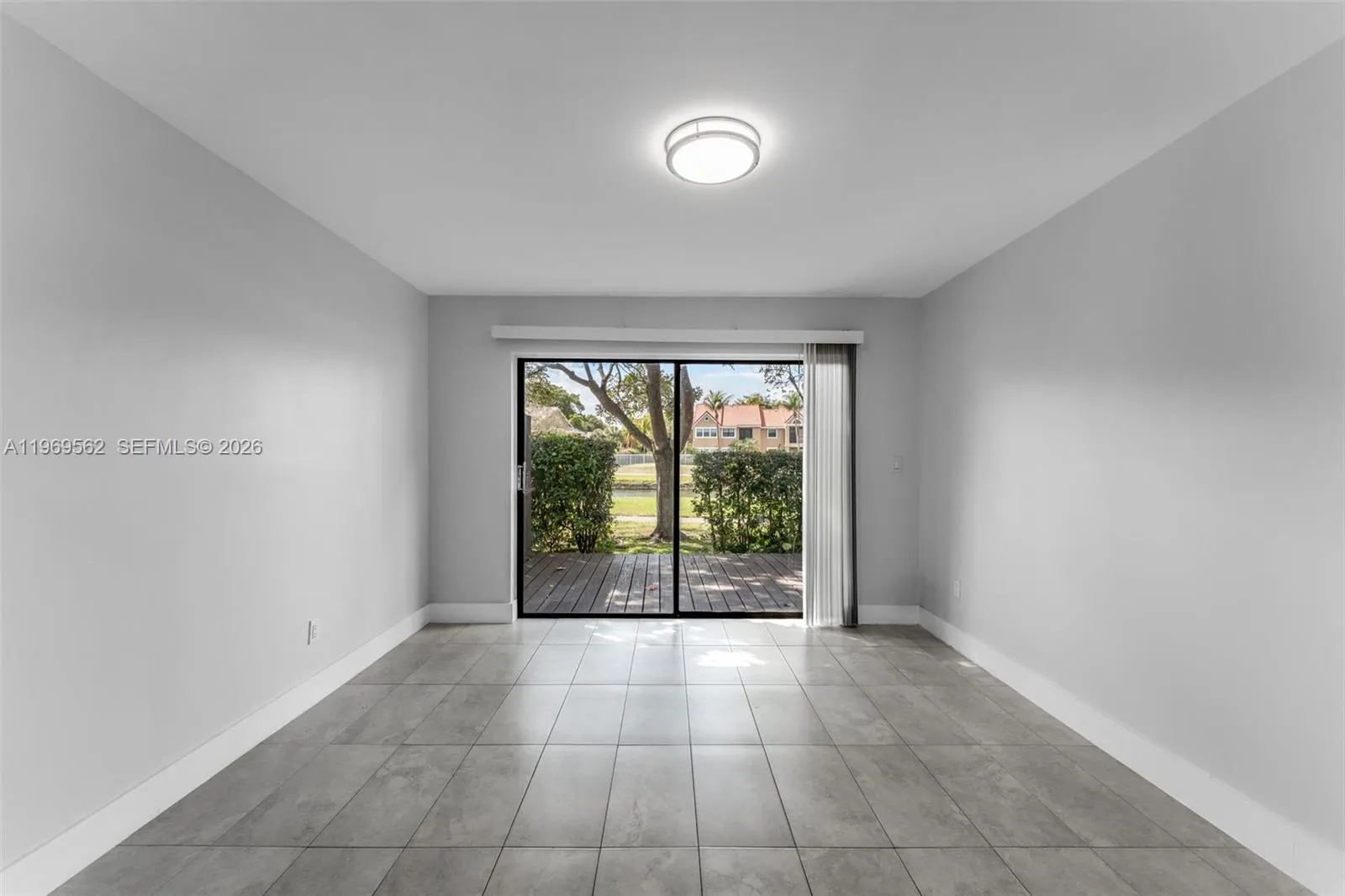 10450 Sw 154th Ct 8, Miami, Florida 33196, Miami, Florida 33196, 3 Bedrooms Bedrooms, ,2 BathroomsBathrooms,Residential Lease,For Rent,10450 Sw 154th Ct 8, Miami, Florida 33196,A11969562