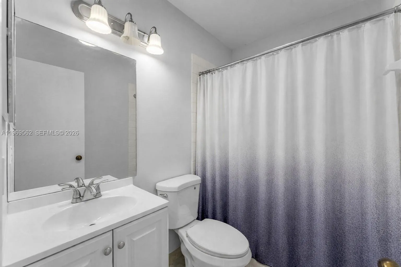 10450 Sw 154th Ct 8, Miami, Florida 33196, Miami, Florida 33196, 3 Bedrooms Bedrooms, ,2 BathroomsBathrooms,Residential Lease,For Rent,10450 Sw 154th Ct 8, Miami, Florida 33196,A11969562