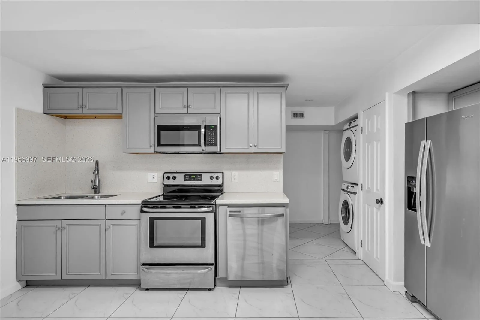 411 N 61st Ave, Hollywood, Florida 33024, Hollywood, Florida 33024, 4 Bedrooms Bedrooms, ,3 BathroomsBathrooms,Residential,For Sale,411 N 61st Ave, Hollywood, Florida 33024,A11966997