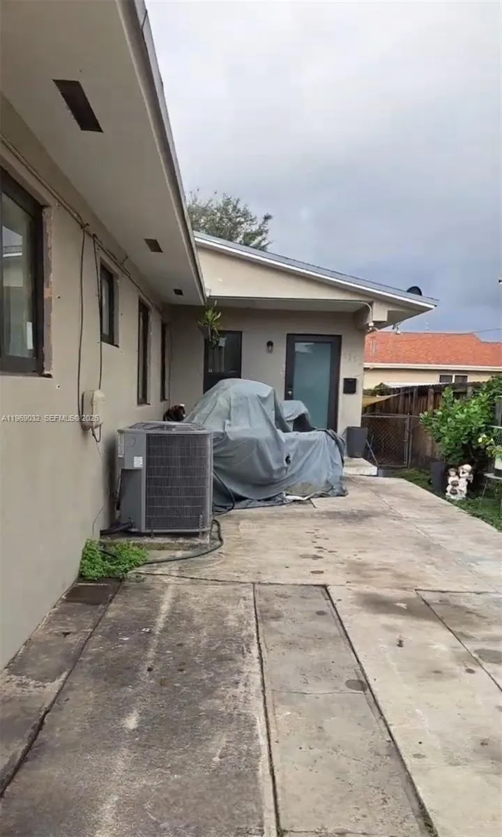 1112 Sw 11th Ave, Miami, Florida 33129, Miami, Florida 33129, ,Residential Income,For Sale,1112 Sw 11th Ave, Miami, Florida 33129,A11969032