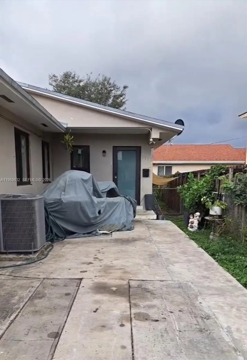 1112 Sw 11th Ave, Miami, Florida 33129, Miami, Florida 33129, ,Residential Income,For Sale,1112 Sw 11th Ave, Miami, Florida 33129,A11969032