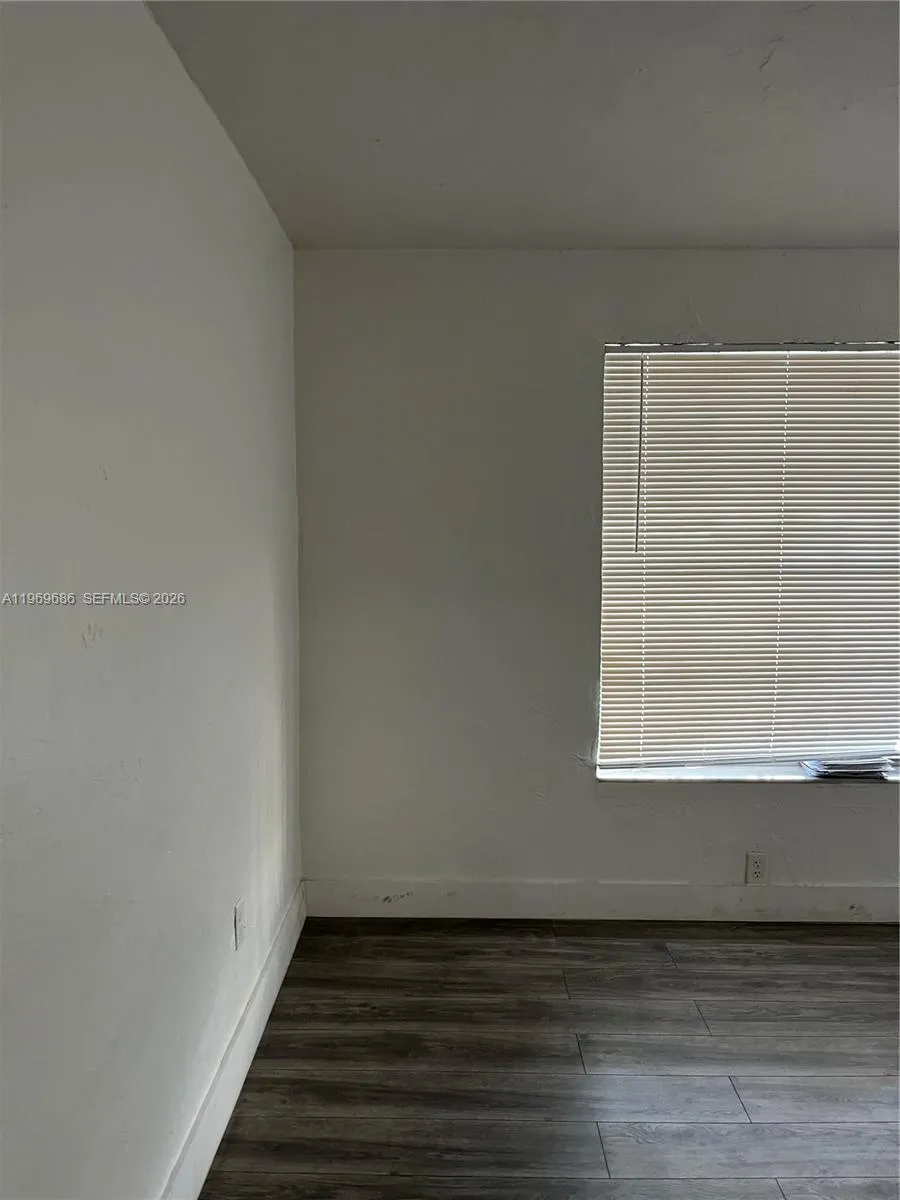 1999 Nw 2nd St 1, Miami, Florida 33125, Miami, Florida 33125, 2 Bedrooms Bedrooms, ,1 BathroomBathrooms,Residential Lease,For Rent,1999 Nw 2nd St 1, Miami, Florida 33125,A11969686