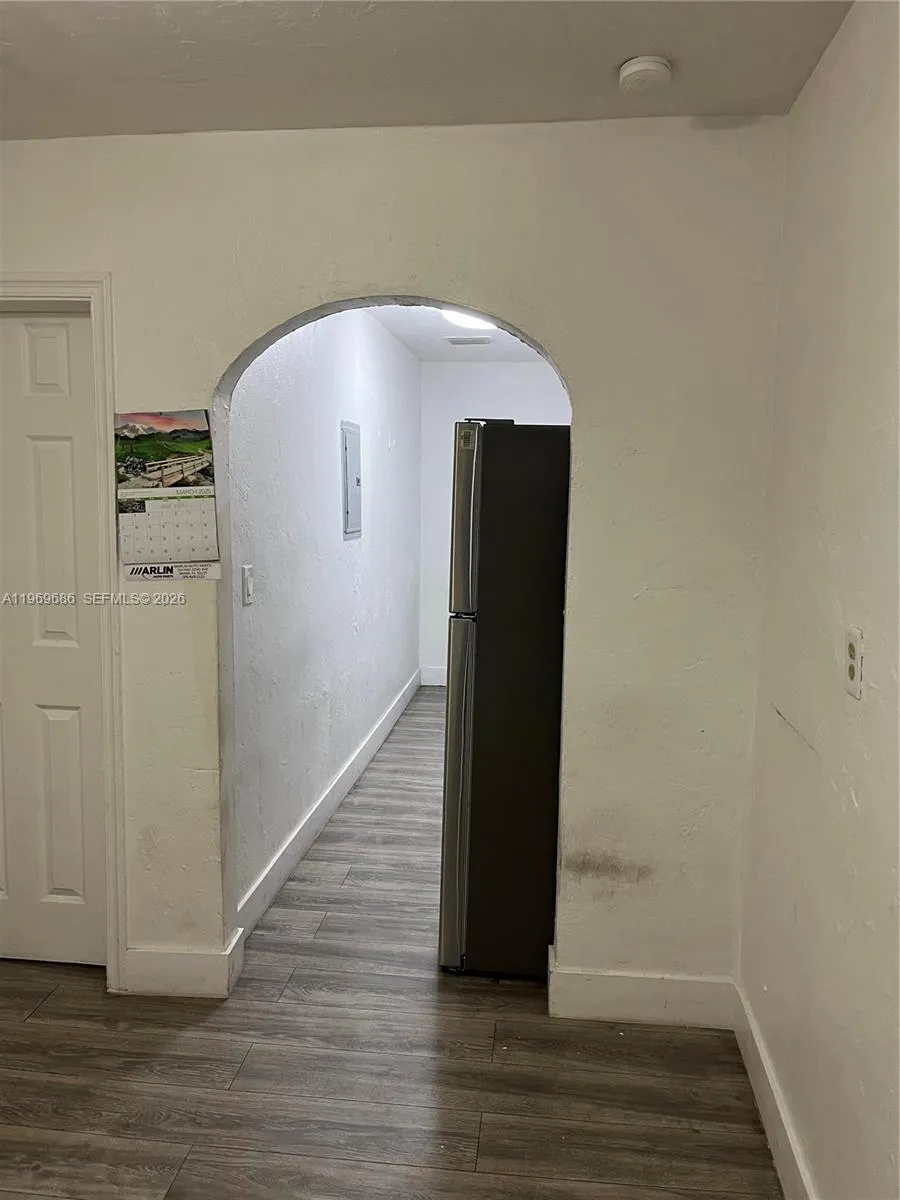 1999 Nw 2nd St 1, Miami, Florida 33125, Miami, Florida 33125, 2 Bedrooms Bedrooms, ,1 BathroomBathrooms,Residential Lease,For Rent,1999 Nw 2nd St 1, Miami, Florida 33125,A11969686