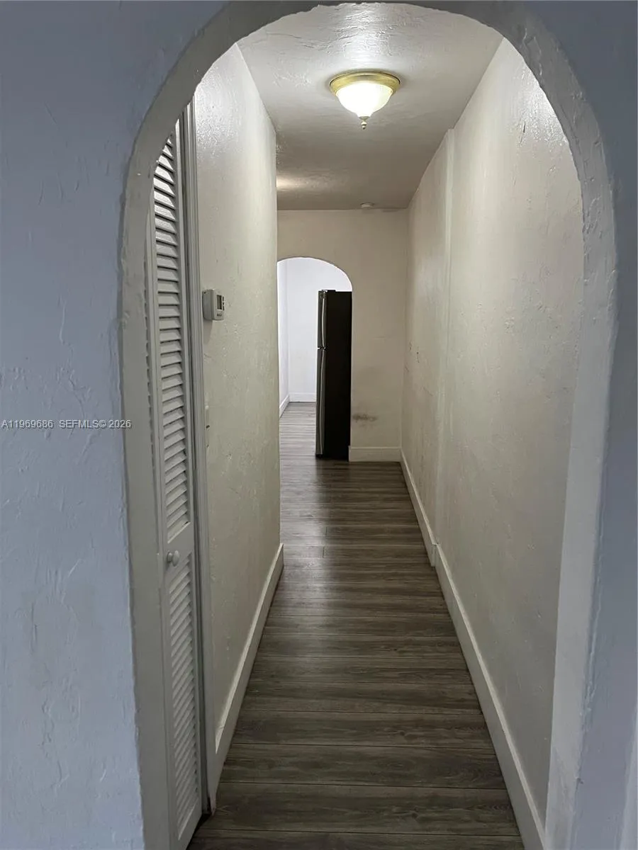 1999 Nw 2nd St 1, Miami, Florida 33125, Miami, Florida 33125, 2 Bedrooms Bedrooms, ,1 BathroomBathrooms,Residential Lease,For Rent,1999 Nw 2nd St 1, Miami, Florida 33125,A11969686