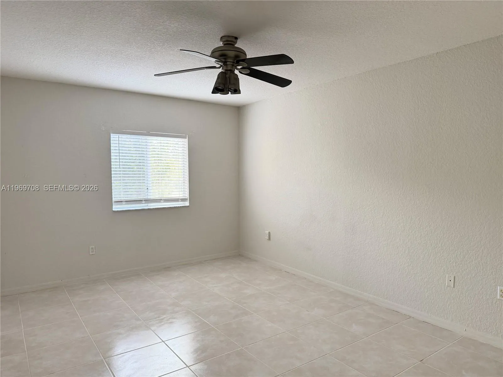 1958 Se 24th Ter, Homestead, Florida 33035, Homestead, Florida 33035, 2 Bedrooms Bedrooms, ,2 BathroomsBathrooms,Residential,For Sale,1958 Se 24th Ter, Homestead, Florida 33035,A11969708
