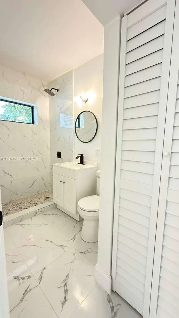 1980 Biarritz Dr C, Miami Beach, Florida 33141, Miami Beach, Florida 33141, 1 Bedroom Bedrooms, ,1 BathroomBathrooms,Residential Lease,For Rent,1980 Biarritz Dr C, Miami Beach, Florida 33141,A11969736