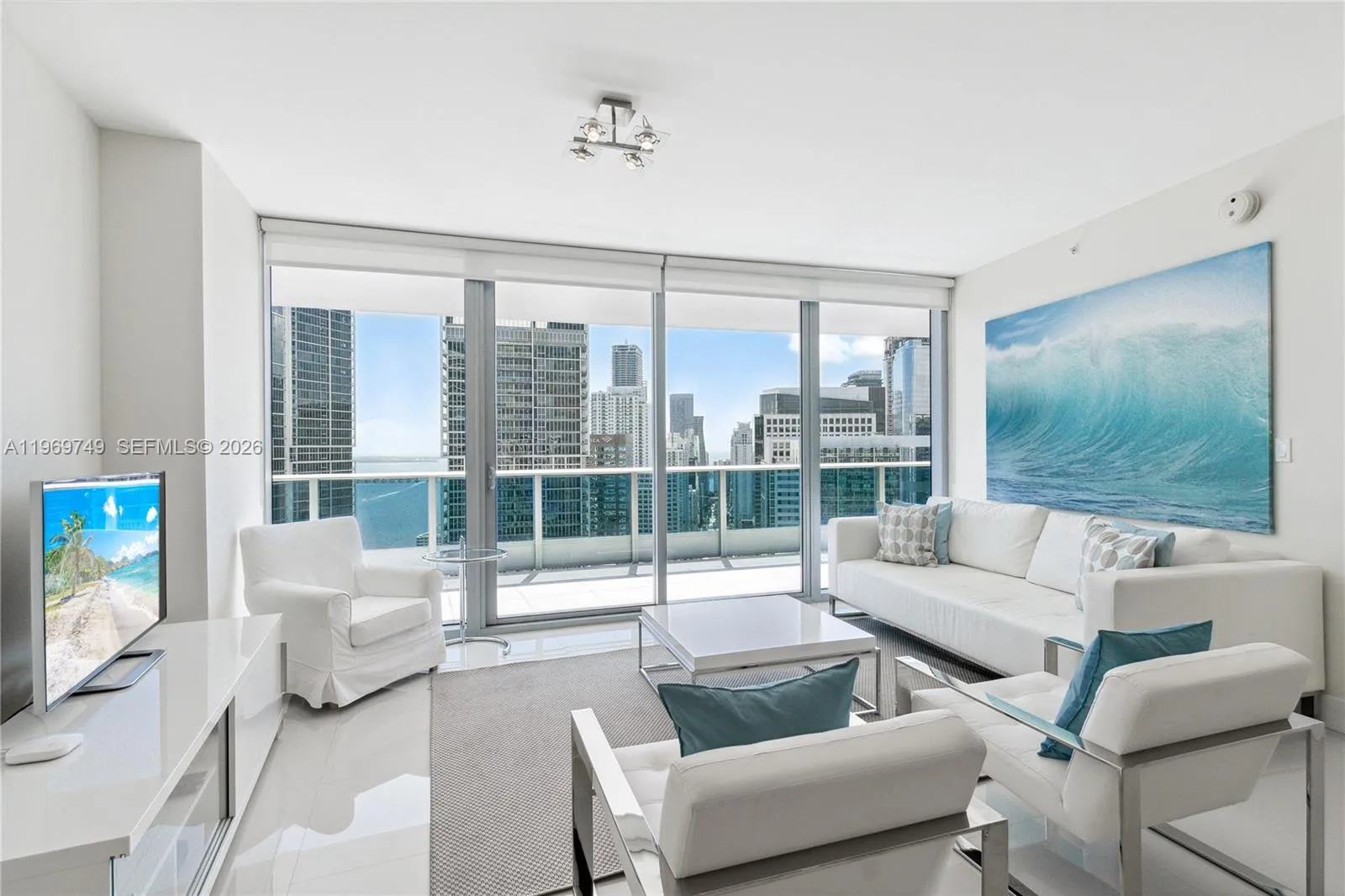 200 Biscayne Boulevard Way 4304, Miami, Florida 33, Miami, Florida 33131, 2 Bedrooms Bedrooms, ,2 BathroomsBathrooms,Residential Lease,For Rent,200 Biscayne Boulevard Way 4304, Miami, Florida 33,A11969749