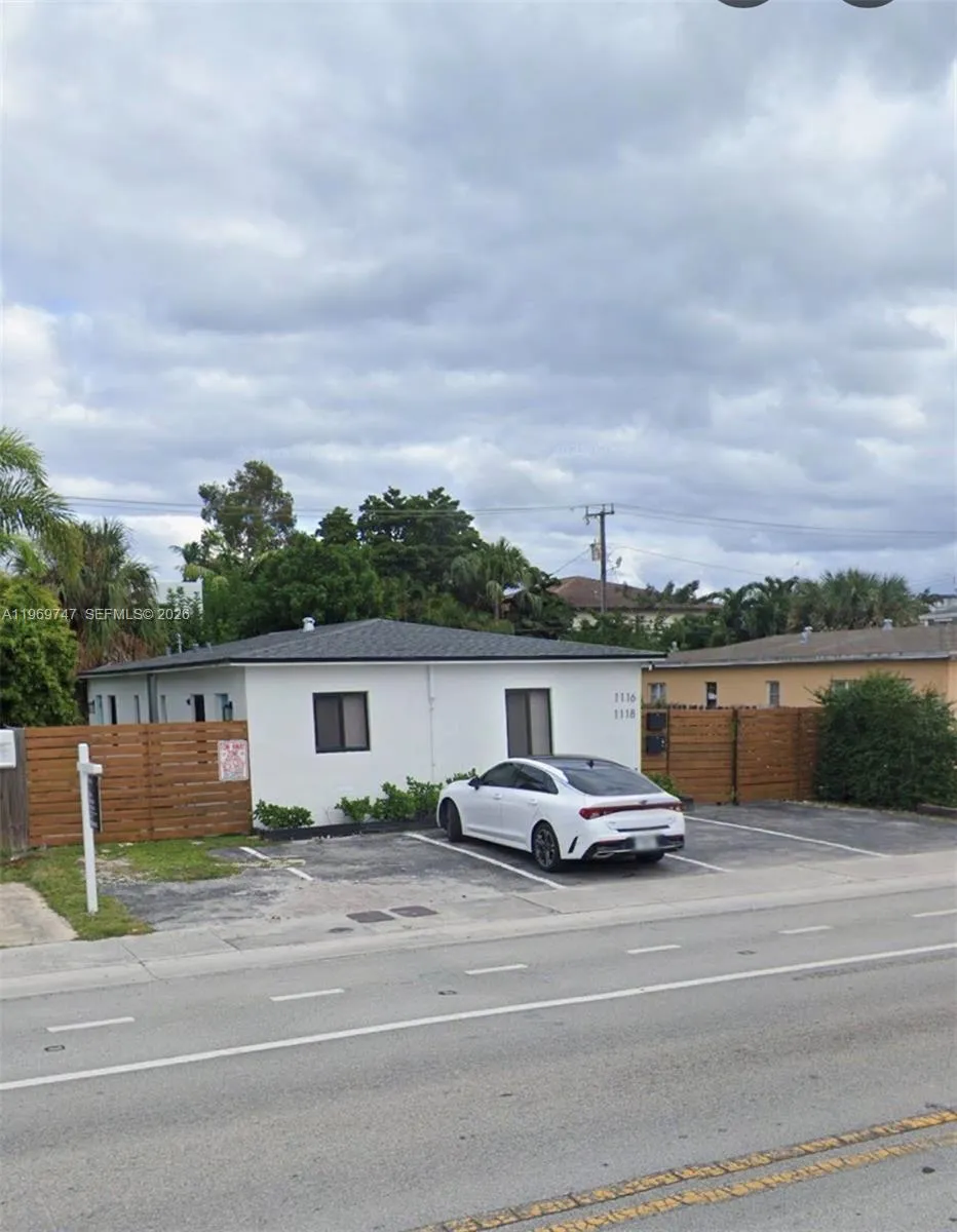 1116 Ne 15th Ave, Fort Lauderdale, Florida 33304, Fort Lauderdale, Florida 33304, ,Residential Income,For Sale,1116 Ne 15th Ave, Fort Lauderdale, Florida 33304,A11969747