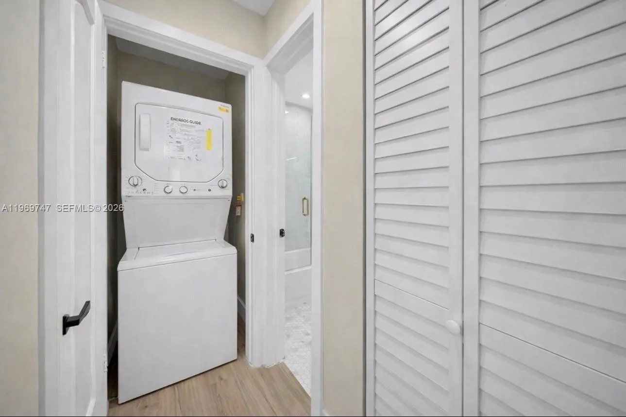 1116 Ne 15th Ave, Fort Lauderdale, Florida 33304, Fort Lauderdale, Florida 33304, ,Residential Income,For Sale,1116 Ne 15th Ave, Fort Lauderdale, Florida 33304,A11969747